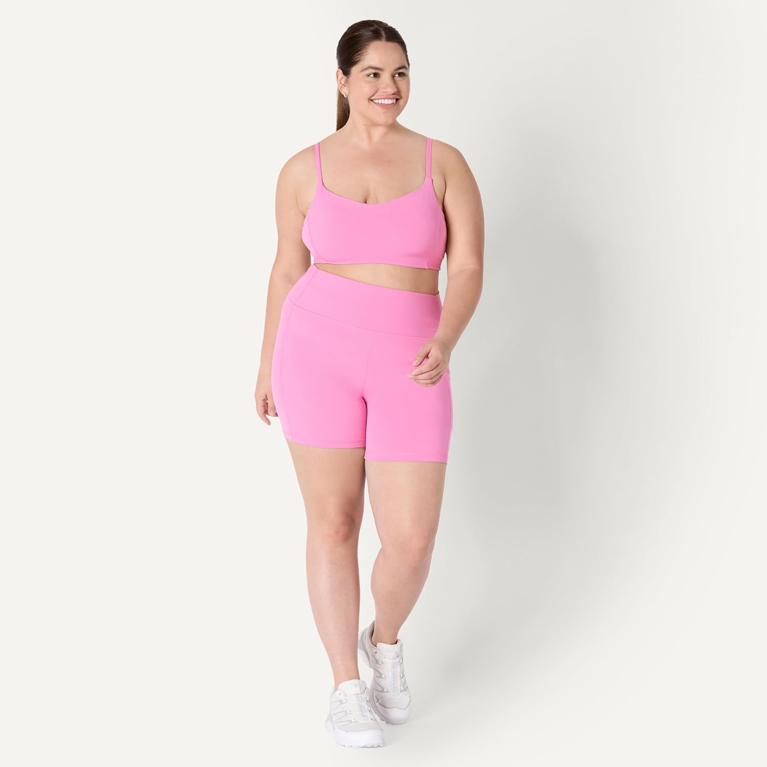 Thumbnail 6 de Amazon Essentials Women’s Active FormFlex Buttery Soft Light Support Sweetheart Neck Yoga Sports Bra