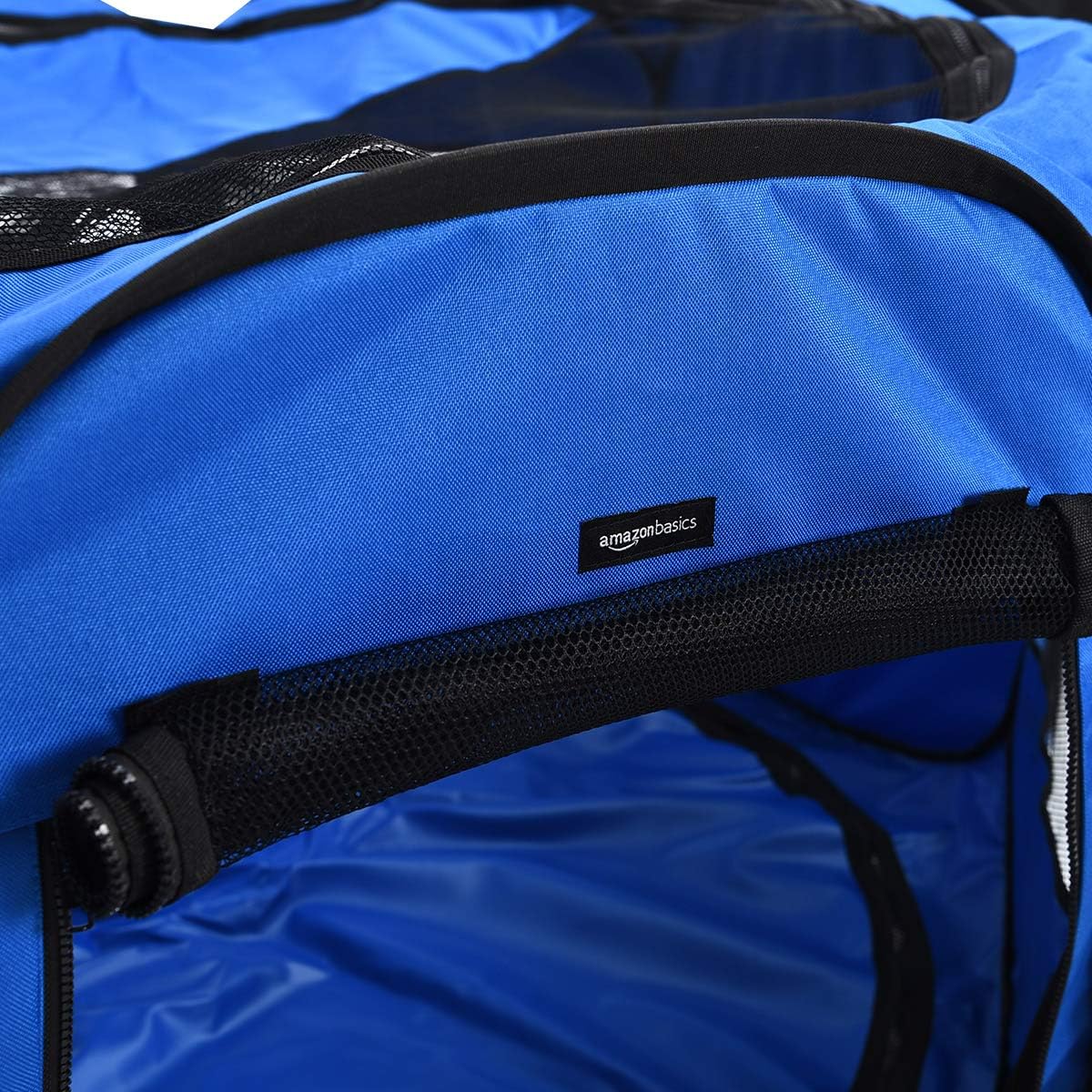 Detalle de Amazon Basics ośmiokątny kojec dla zwierząt 114 cm, składany, niebieski