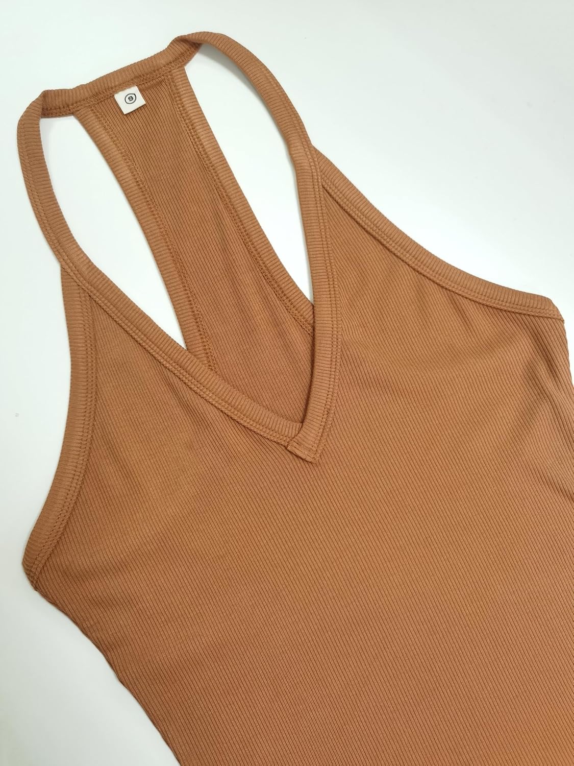 Thumbnail 2 de iGENJUN 3-Pack Workout Tops for Women — Racerback V-Neck Ribbed Tank, Slim Fit