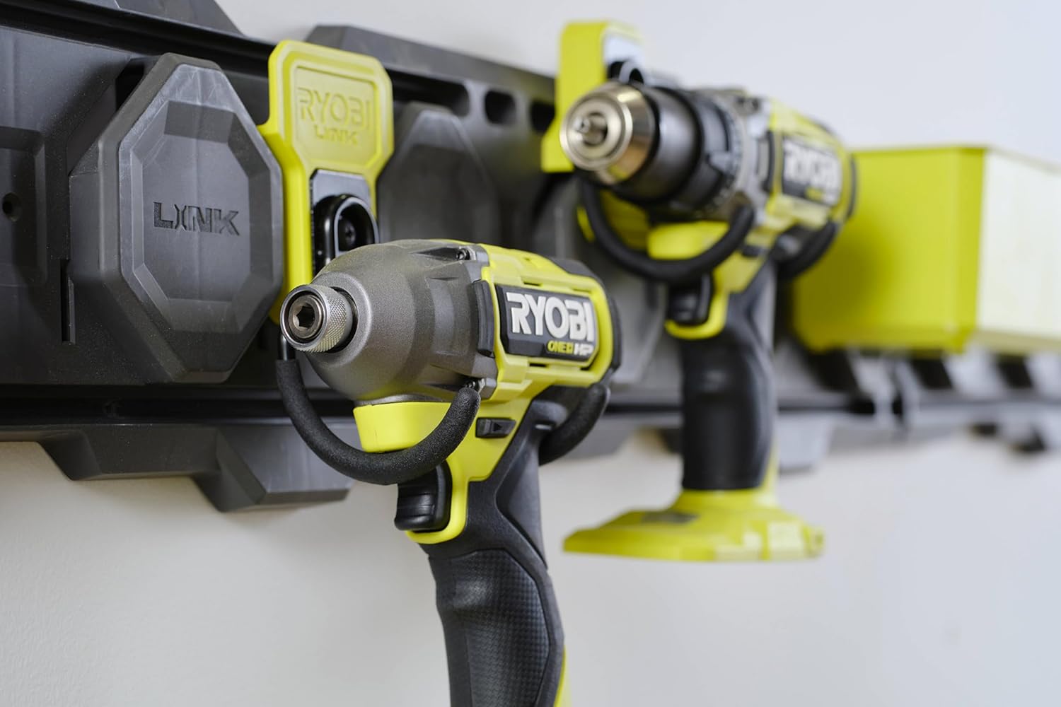 Detalle de RYOBI RSLW816 gancio doppio reversibile 6,8 kg