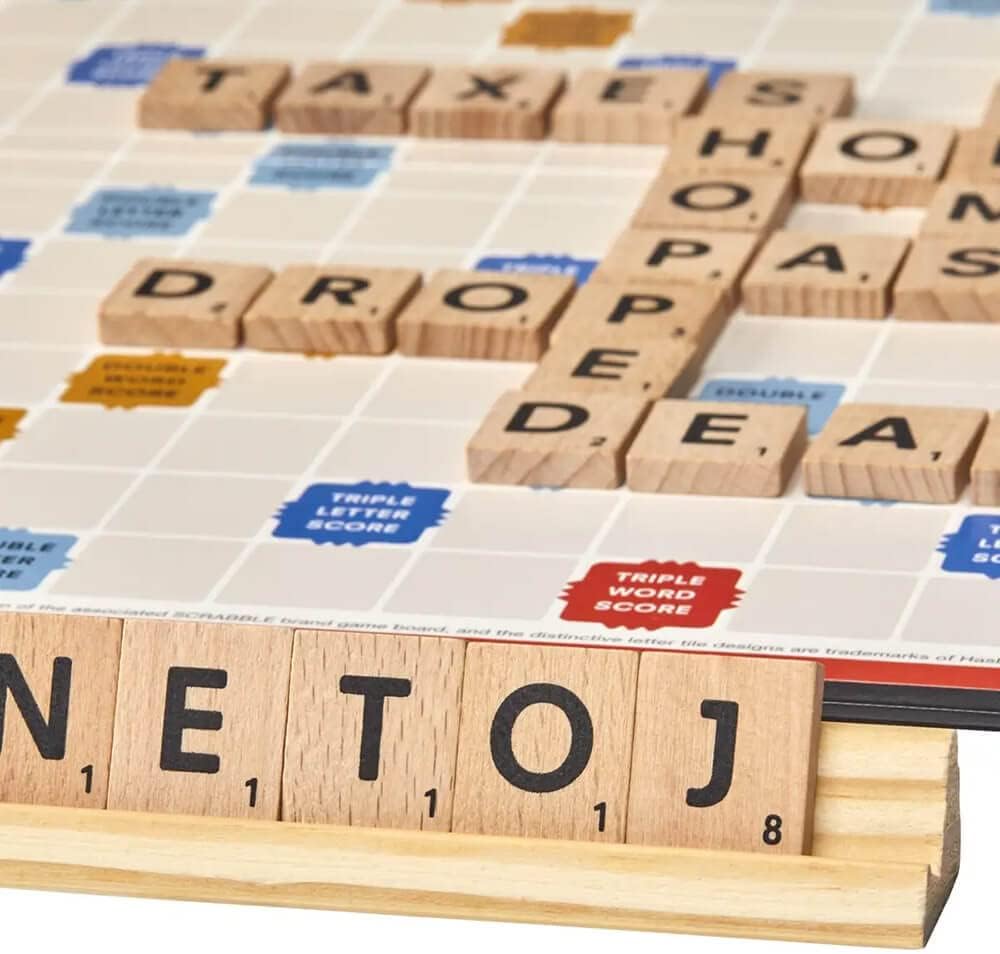 Thumbnail 5 de Hasbro Gaming Scrabble Board Game Ages 8+ 🎲