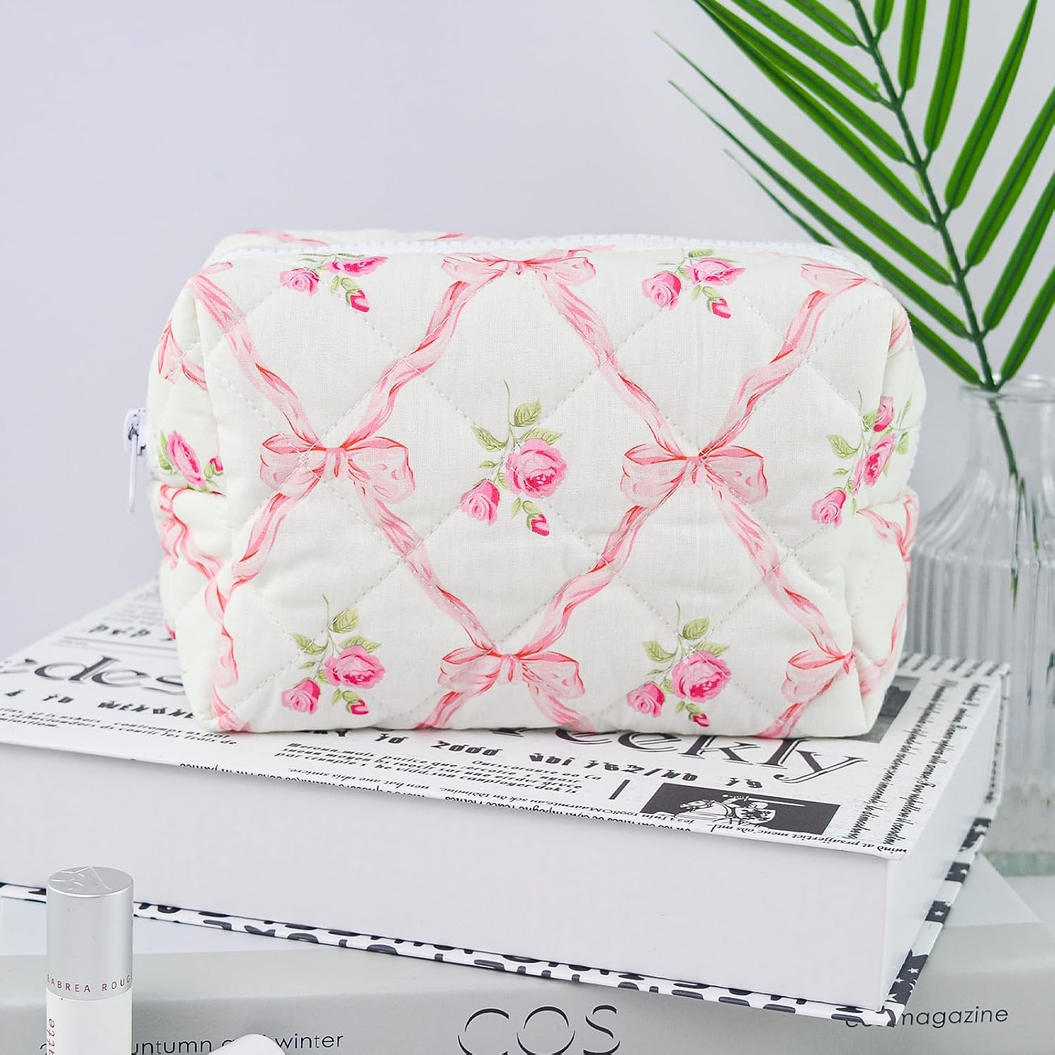 Thumbnail 4 de Quilted Makeup Bag Floral Cotton Travel Pouch