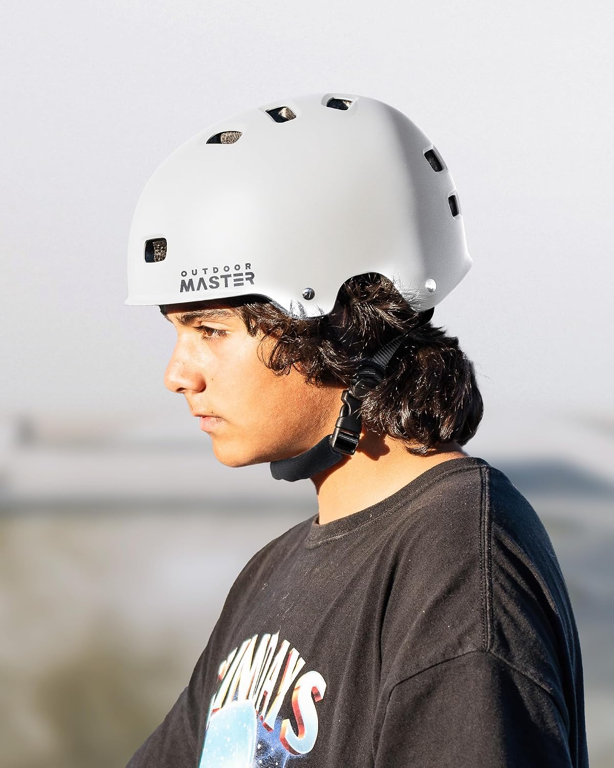 Thumbnail 5 de OutdoorMaster Beetles Snug Multi-Sport Helmet with Adjustable Fit and 12 Vents
