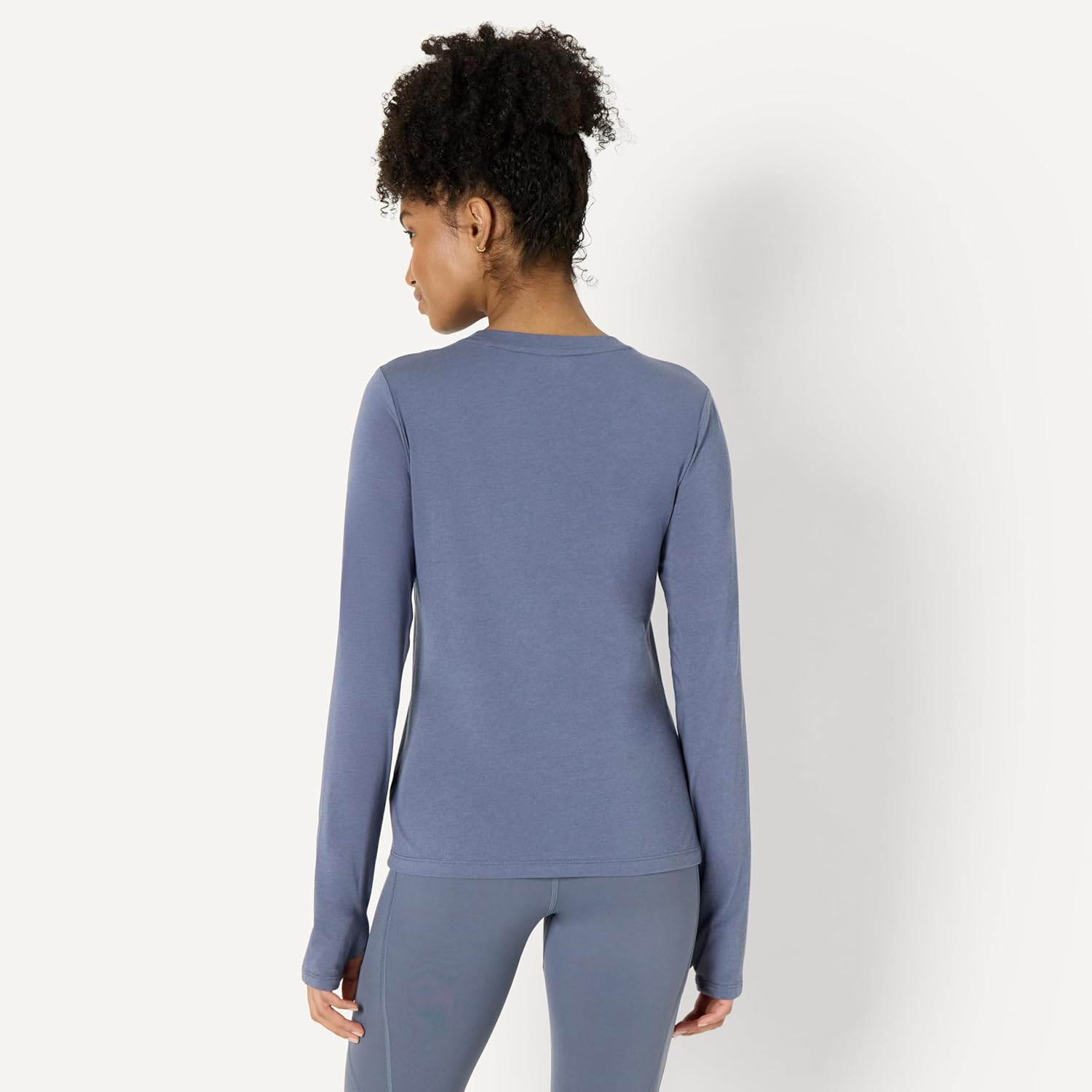 Detalle 2 de Amazon Essentials Women's Active Soft Cotton Regular Fit Crewneck Long Sleeve T-Shirt