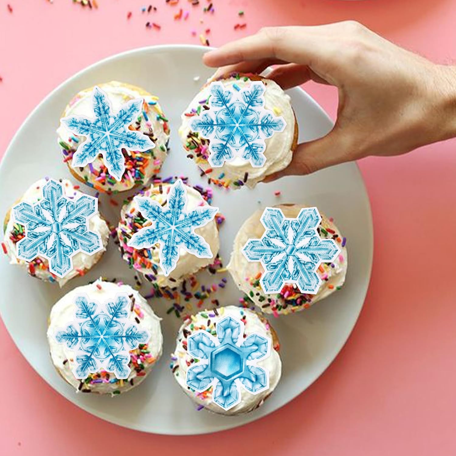 Detalle de Keaziu Edible Snowflake Cake Toppers, 40-Piece Blue Rice Paper Set