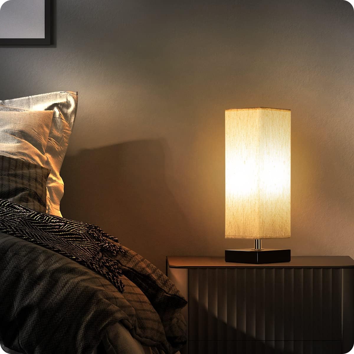Detalle de Soilsiu TD-002S Table Lamp with Solid Wood Base and Beige Fabric Shade