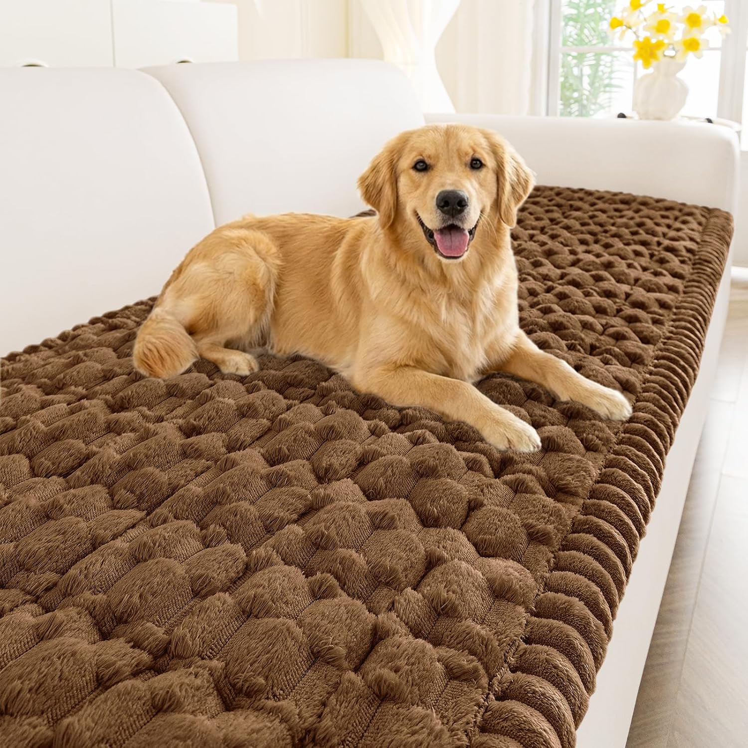Smiry Couch Covers for Dogs (Washable, Non-Slip) Fuzzy Flannel Sofa Protector, Chocolate