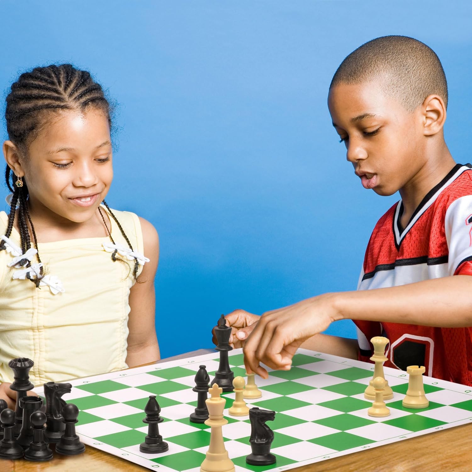 Thumbnail 2 de Yellow Mountain Imports Regulation Tournament Roll-Up Staunton Chess Set (50cm) with Travel Bag – Green