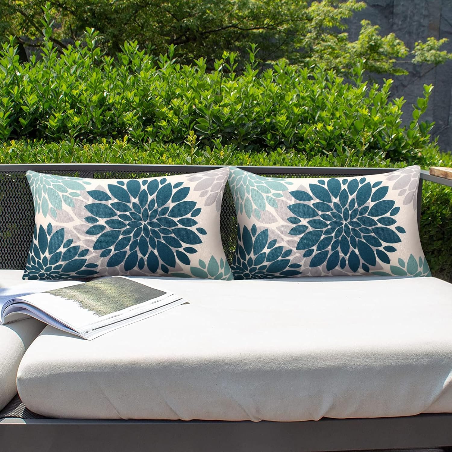 Detalle de Serento Waterproof Cushion Covers (Set of 2) Blue, 30 x 50 cm