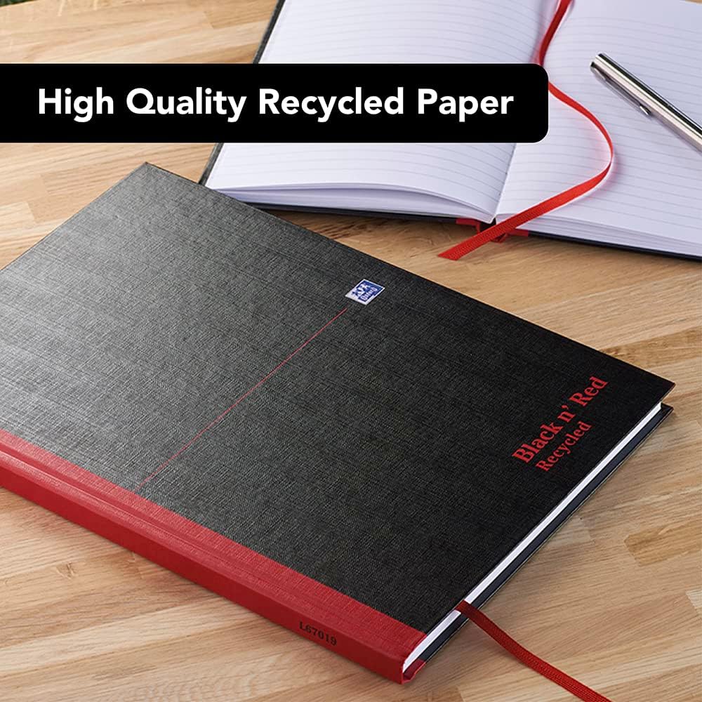 Detalle de Oxford Black n' Red A4 Recycled Notebook – Pack of 3 (Hardback, Lined, 192 pages)