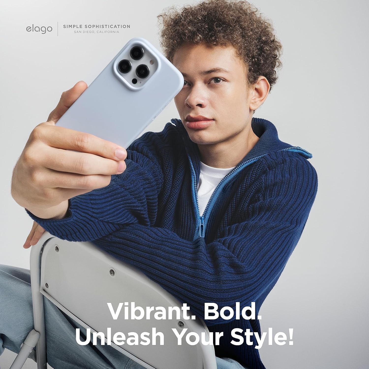 Thumbnail 5 de elago Liquid Silicone Case for iPhone 15 (Light Blue) – full-body soft-touch cover with microfiber lining