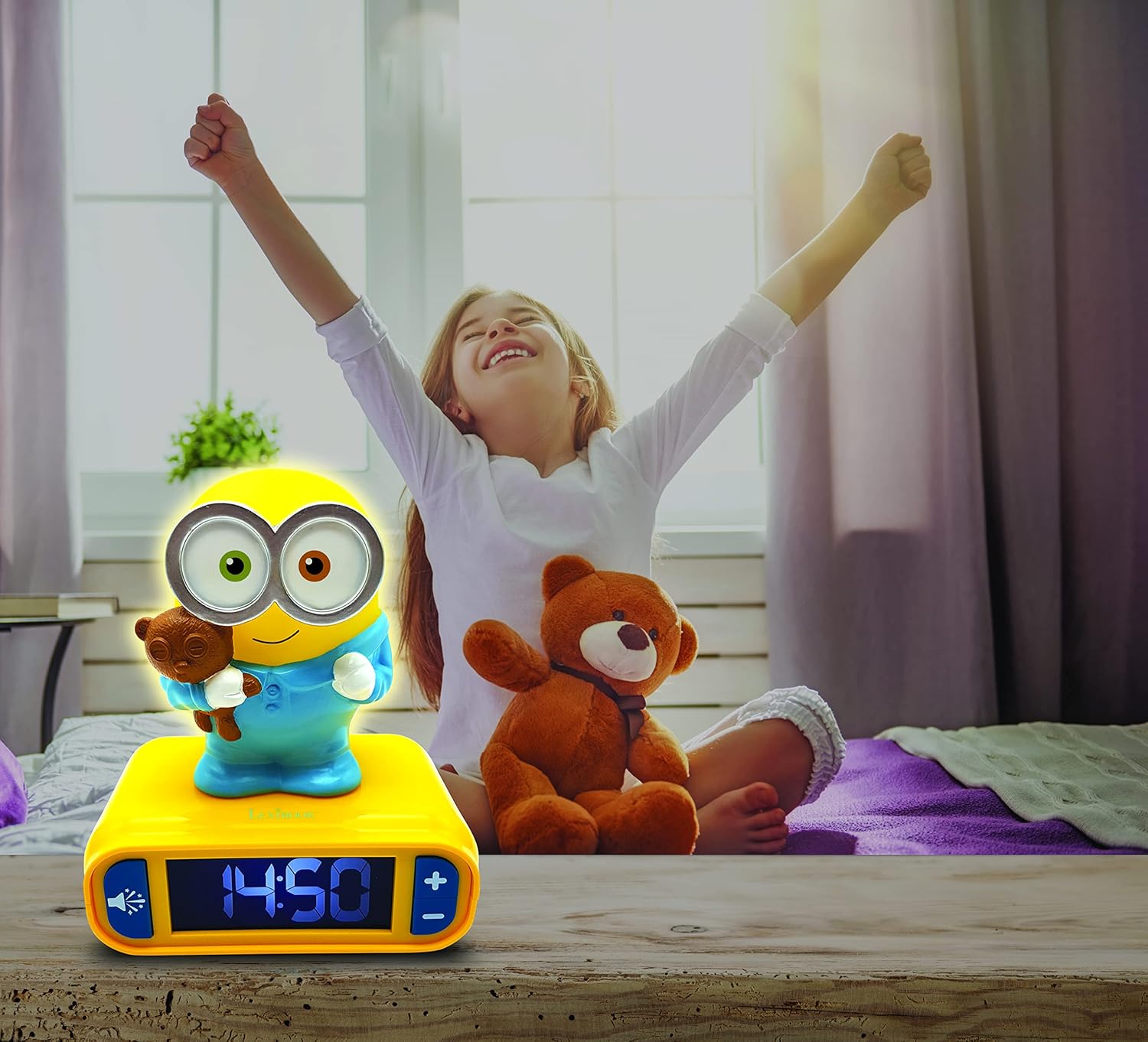 Detalle 2 de Lexibook Ich - Einfach unverbesserlich Minions Bob Nachtlicht-Wecker RL800DES