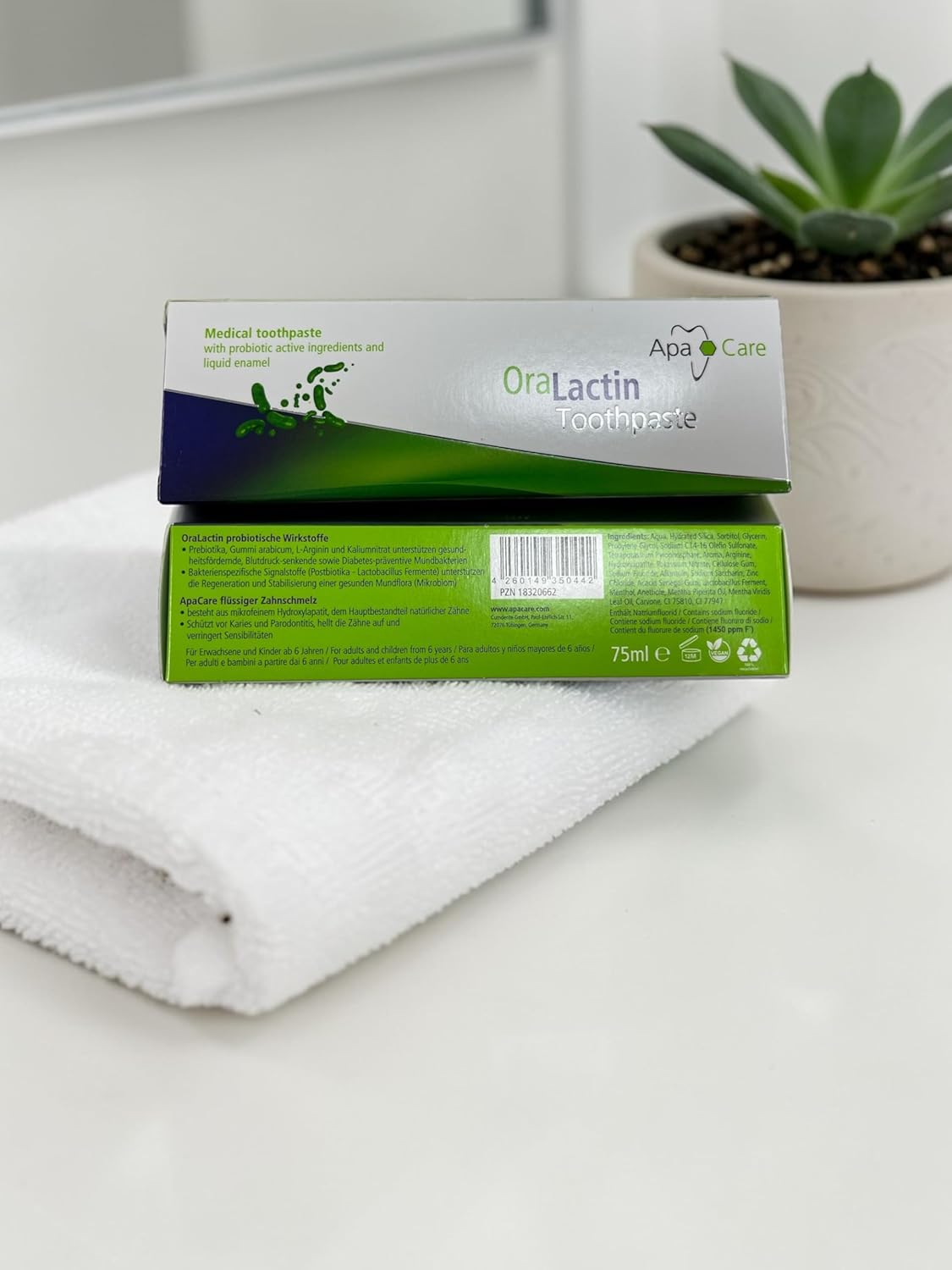 Detalle de Dentifricio rimineralizzante OraLactin con smalto liquido e fluoro – 3x75 ml