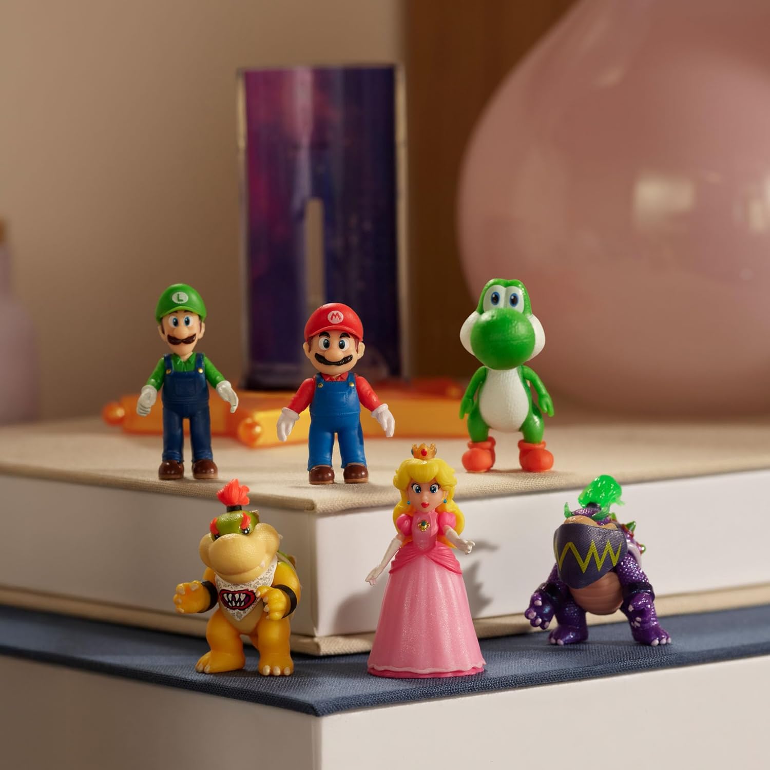 Detalle de The Super Mario Galaxy Movie 1.5” Mini Figures 6-Pack with Star Launcher Accessory
