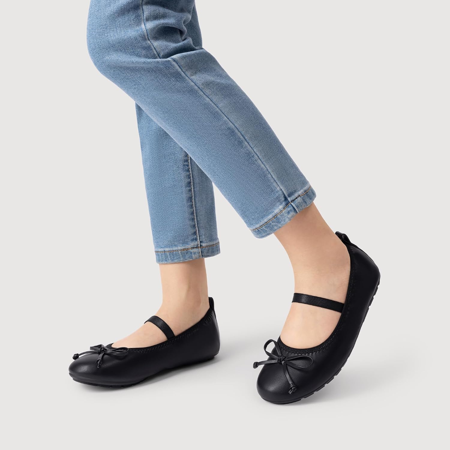 Detalle de DREAM PAIRS Mädchen Ballerinas Weiß – Kommunionsschuhe, Mary Jane mit Schleife, leicht anzuziehen