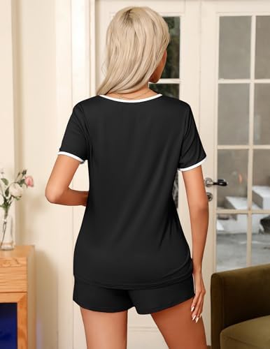 Detalle 2 de Ekouaer Women’s Two-Piece Pajama Set with Chest Pocket and Drawstring Shorts