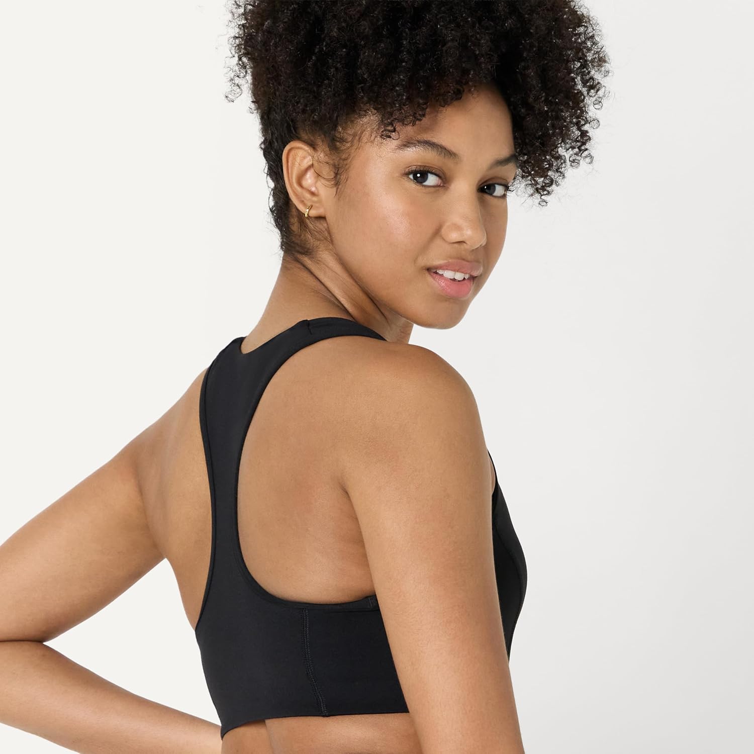Detalle de Amazon Essentials Women's Active FormFlex Buttery Soft Light Support Square Neck Racerback Sports Bra
