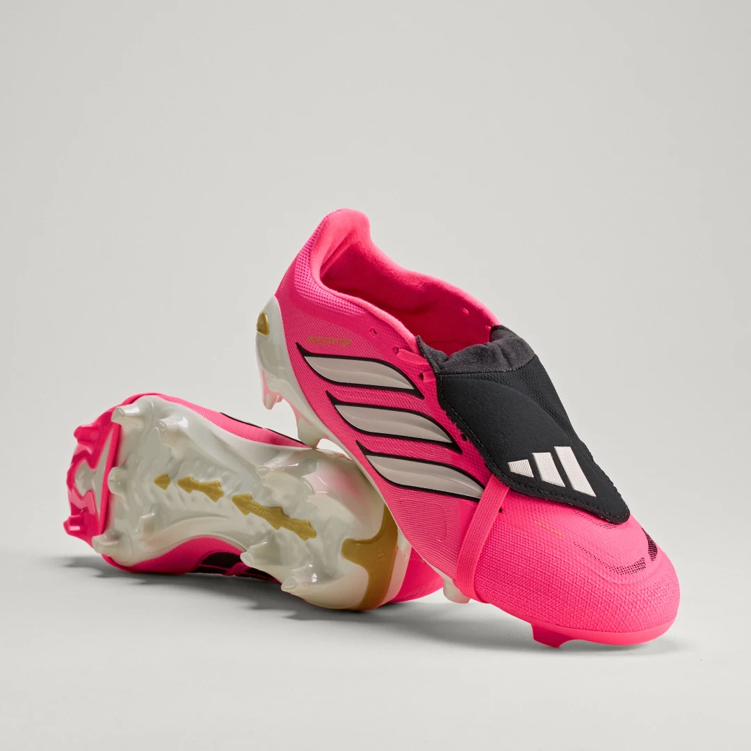 Detalle de Bota de fútbol Predator League con lengüeta plegable para césped natural seco – adidas