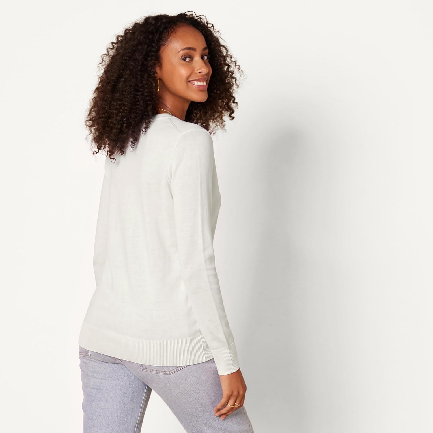 Detalle 2 de Amazon Essentials Lightweight V-Neck Cardigan Sweater