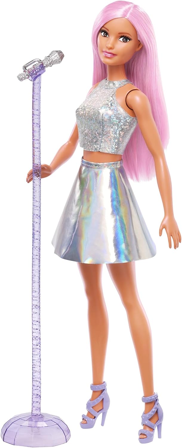 Detalle de Coffret Barbie Pop Star (JCW42) – poupée aux cheveux roses, jupe irisée et microphone sur pied