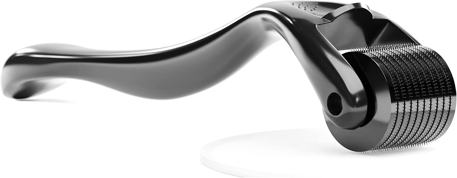 Detalle de ROSELYNBOUTIQUE Derma Roller Titanium Microneedles – Microneedling Roller for Hair, Facial Skin and Beard (0.5mm, Black)