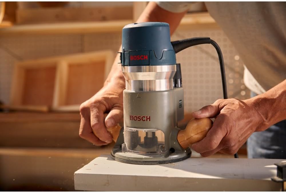 Detalle 2 de Bosch 1617EVSPK 2.25 HP Combination Router