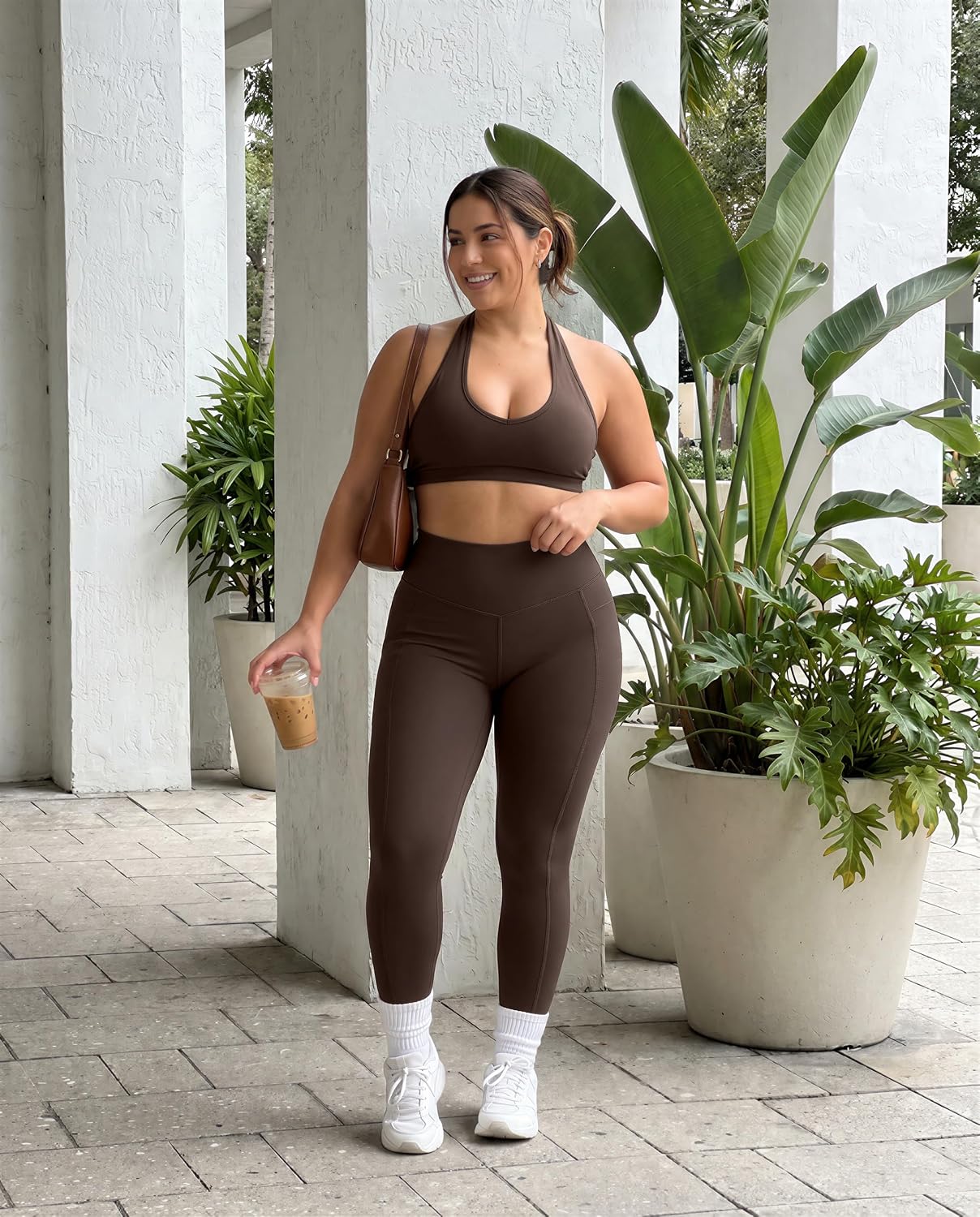 Thumbnail 4 de JOYSPELS Women's Gym Leggings with Pockets – High Waisted, Non See-Through, 2 Deep Pockets