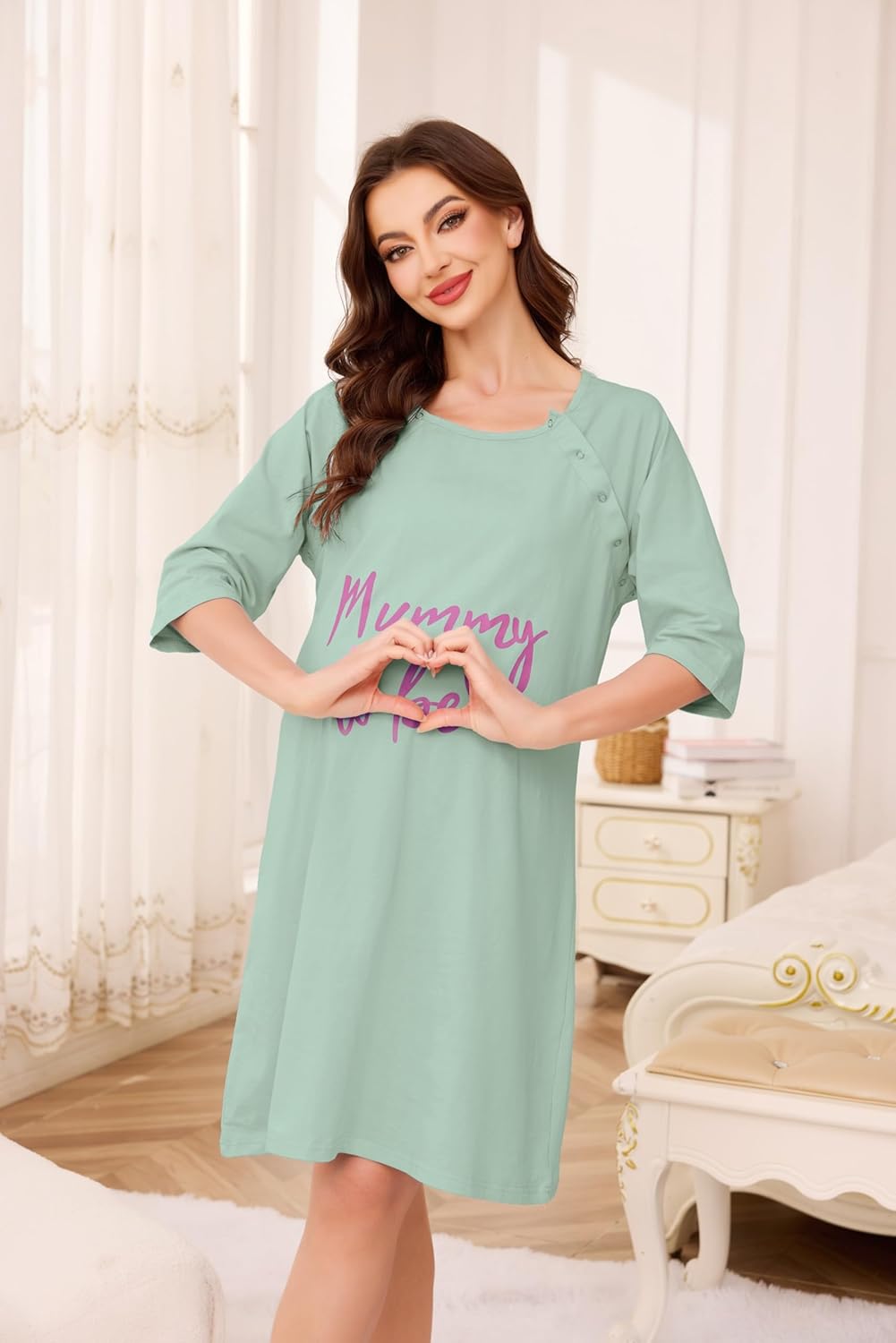 Detalle de Vlazom Women 3 in 1 Cotton Nursing Nightgown: A practical maternity gown for labour, hospital care and nursing