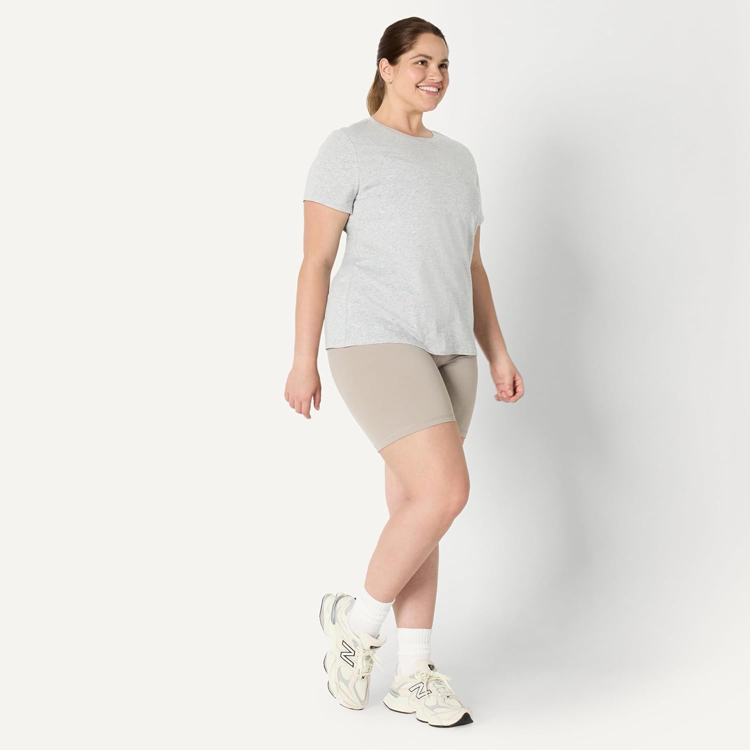 Thumbnail 6 de Amazon Essentials Damen Active Soft Cotton Leichtes Yoga-Workout-T-Shirt (Regular Fit)