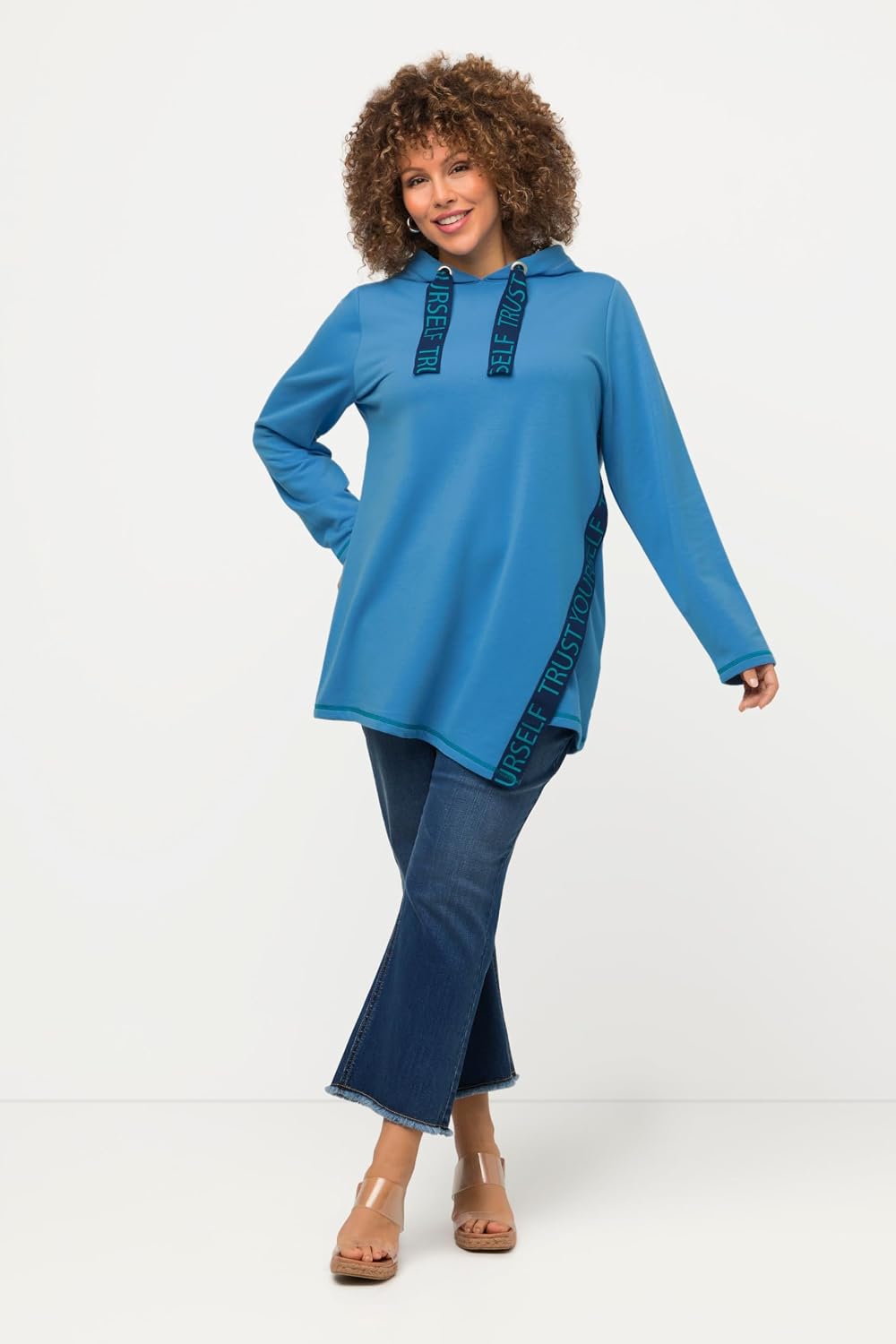 Detalle de ULLA POPKEN Hoodie con nastri motivi scritta, cappuccio, maniche lunghe – Felpa donna