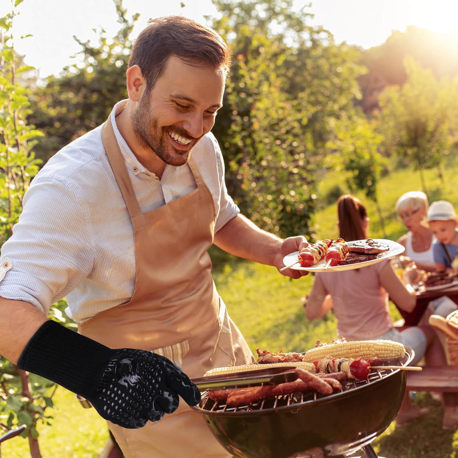 Detalle de Reinalin Grillhandschuhe hitzebeständig bis 800°C – Ofen-, Topf- und BBQ-Handschuhe (L/XL/XXL, Schwarz)