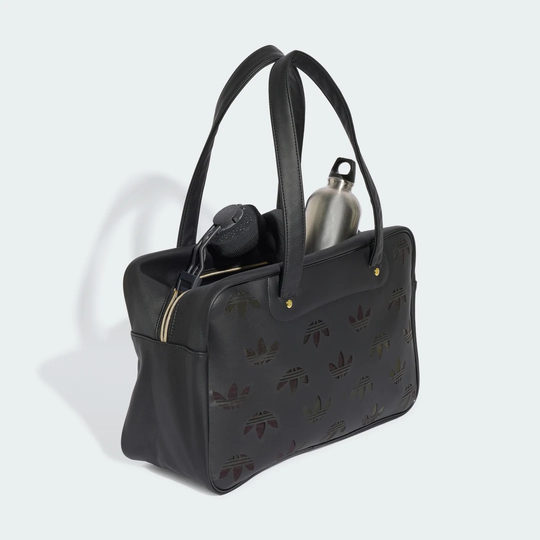 Detalle 2 de Bolso HOLDALL MONOGRAM de Adidas – Negro