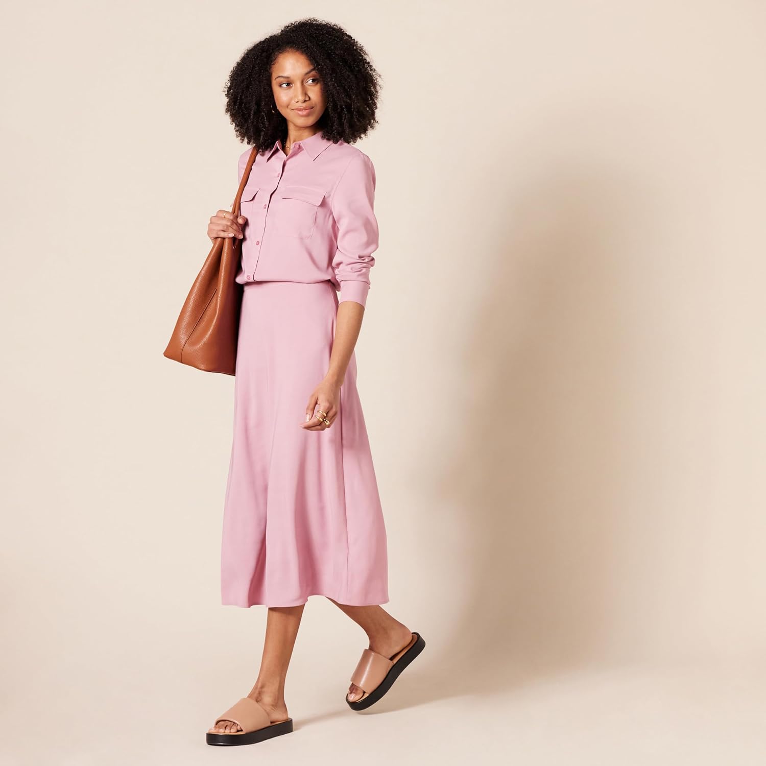 Thumbnail 3 de Amazon Essentials Damen Langarm-Georgette-Hemd mit Taschen & lockerer Passform