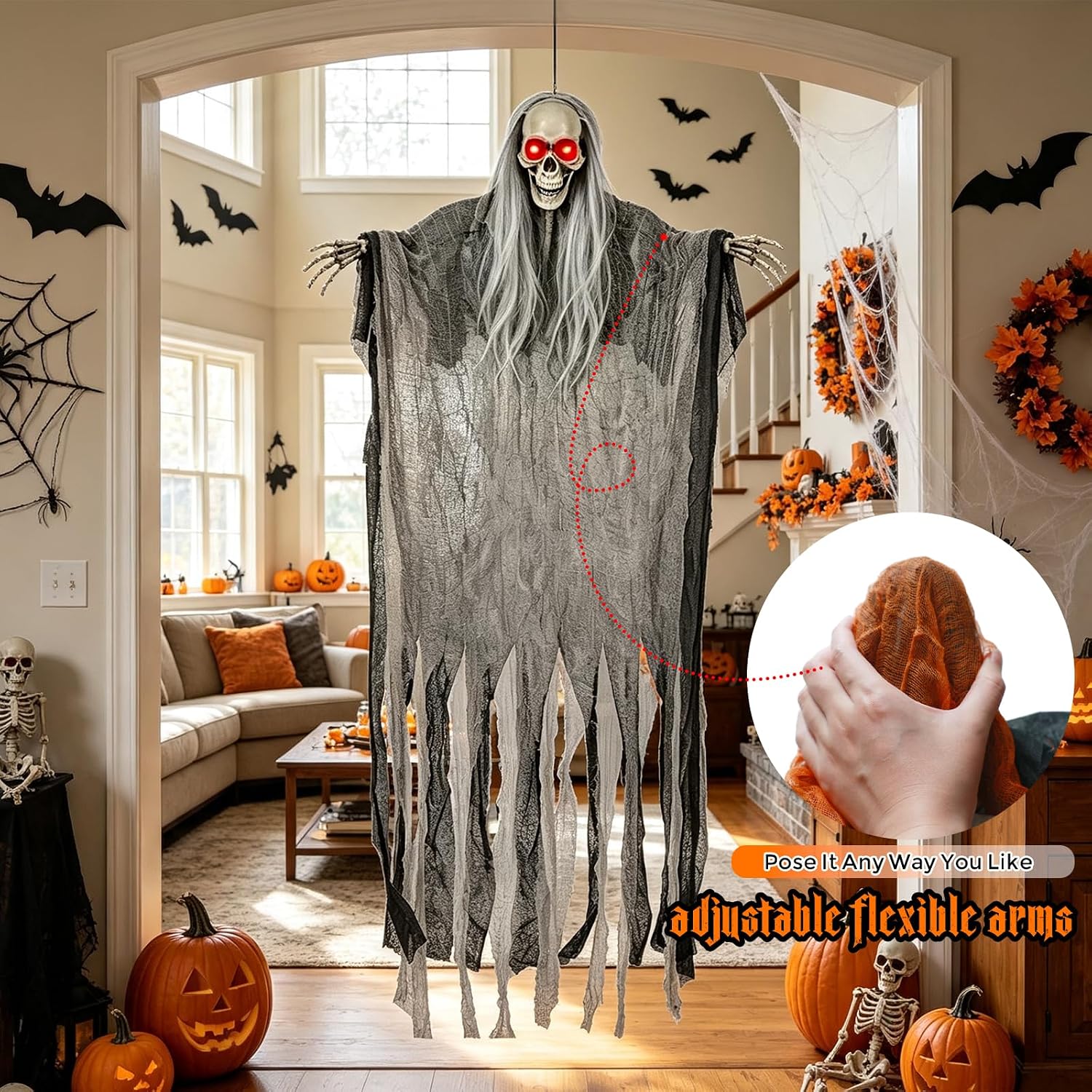 Detalle 2 de Hanging Halloween Skeleton Decorations, 3-Pack