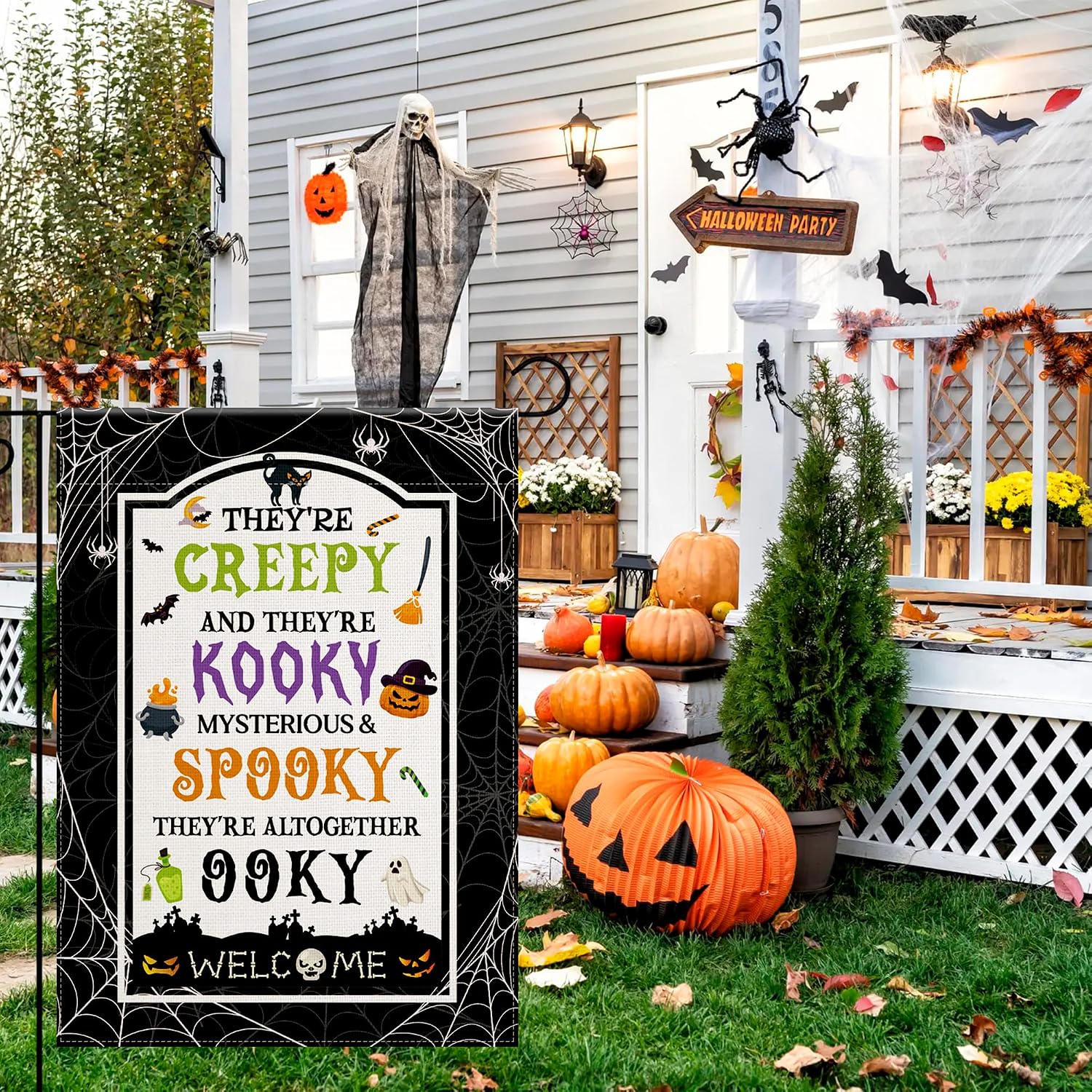 Detalle de OHOME Halloween Garden Flag, Double-Sided Polyester, 12 x 18 Inch