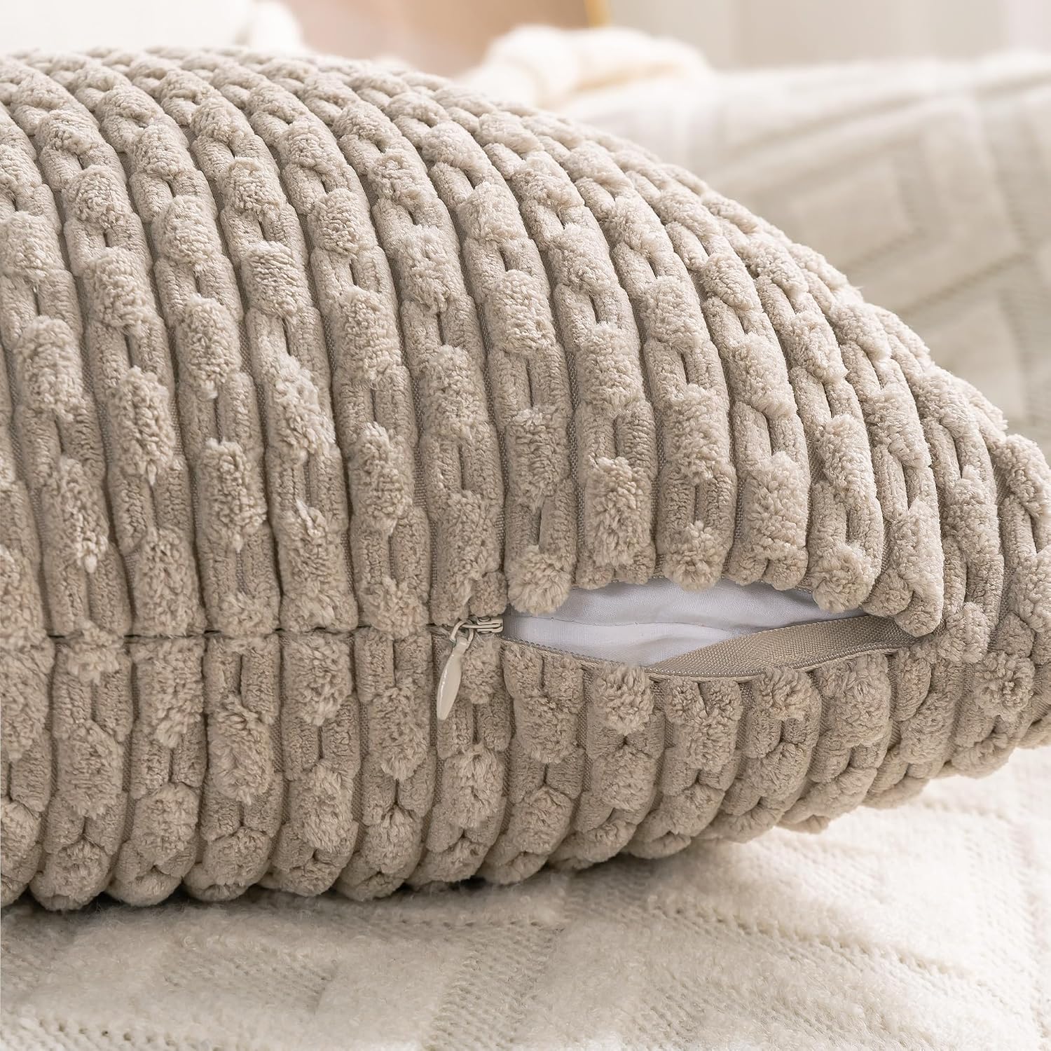 Thumbnail 5 de Cozoomy 4-Piece Corduroy Pillow Set ⚙
