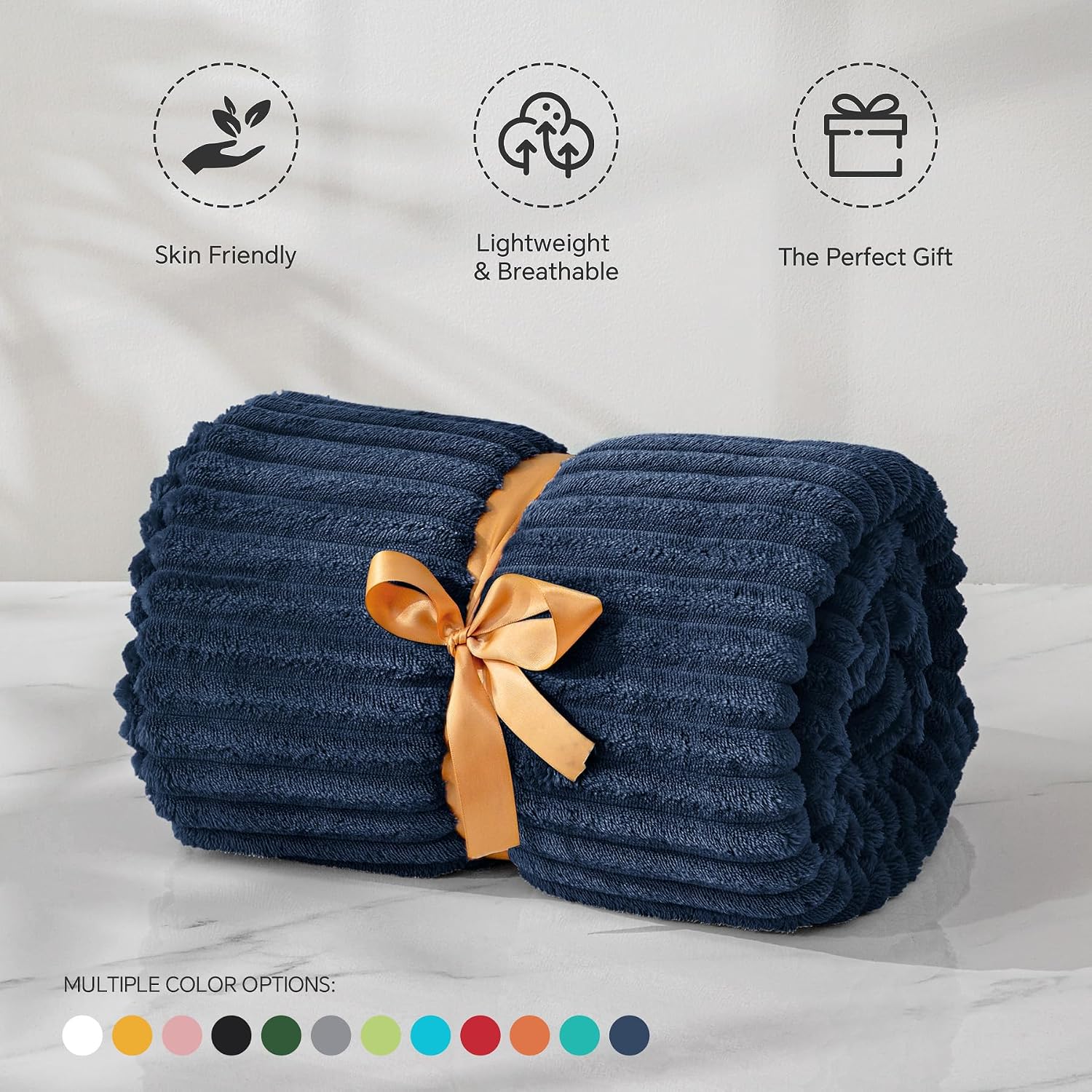 Detalle de BEDELITE 50x60 Navy Blue Fleece Throw Blanket 🛋