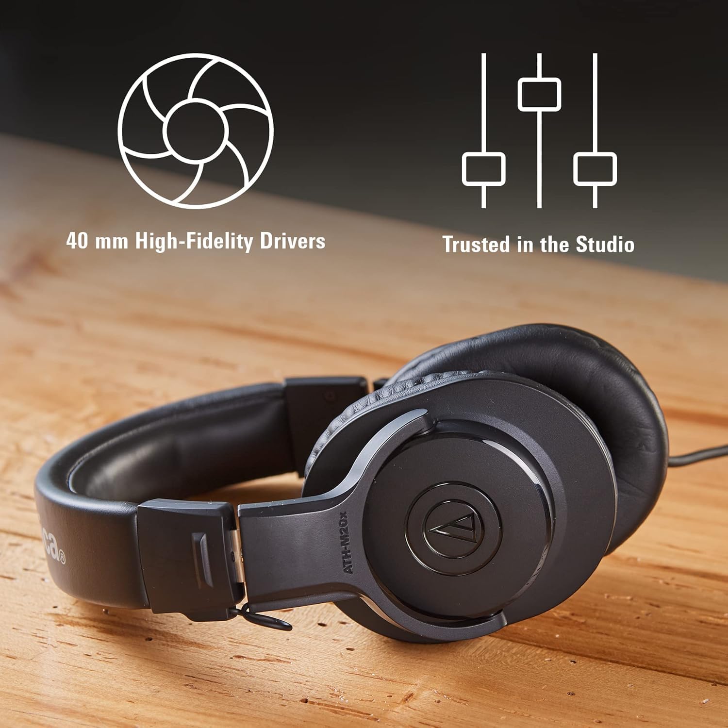 Detalle de Audio-Technica ATH-M20x Professional Studio Monitor Headphones (Black)