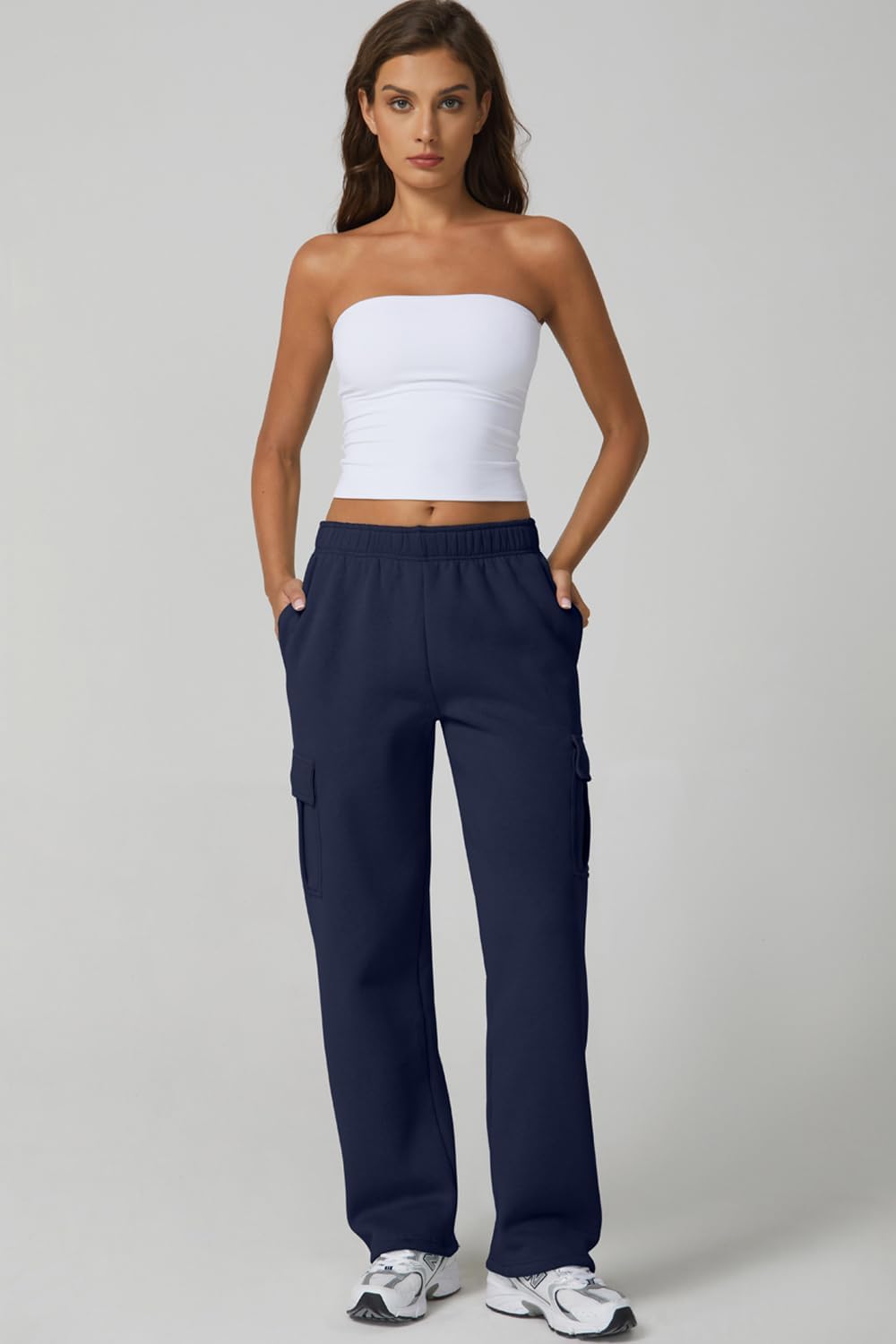 Detalle de QINSEN Women's Cargo Sweatpants, 31-Inch Inseam