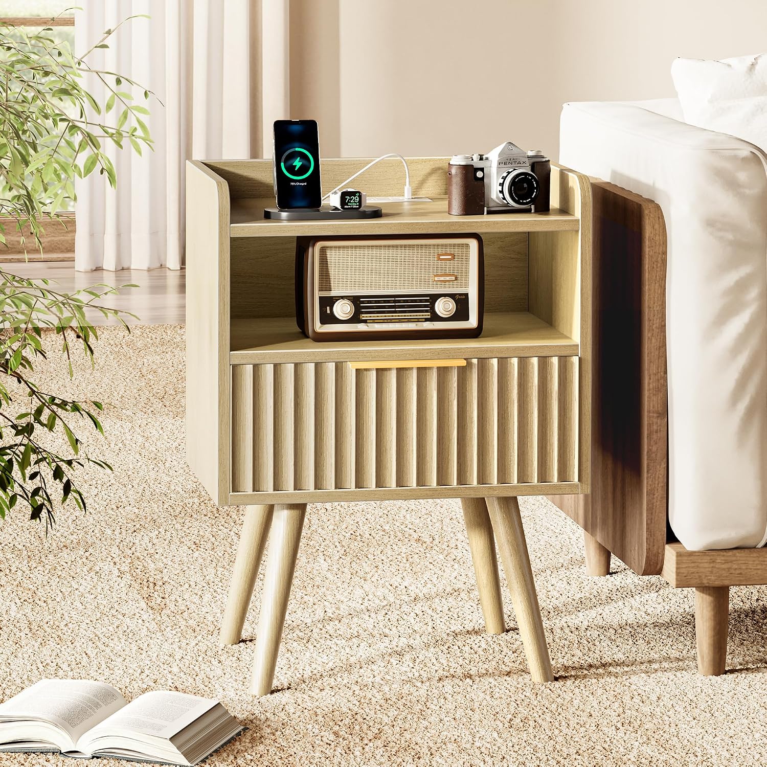 Detalle 1 de Huuger Nightstand Set in Natural