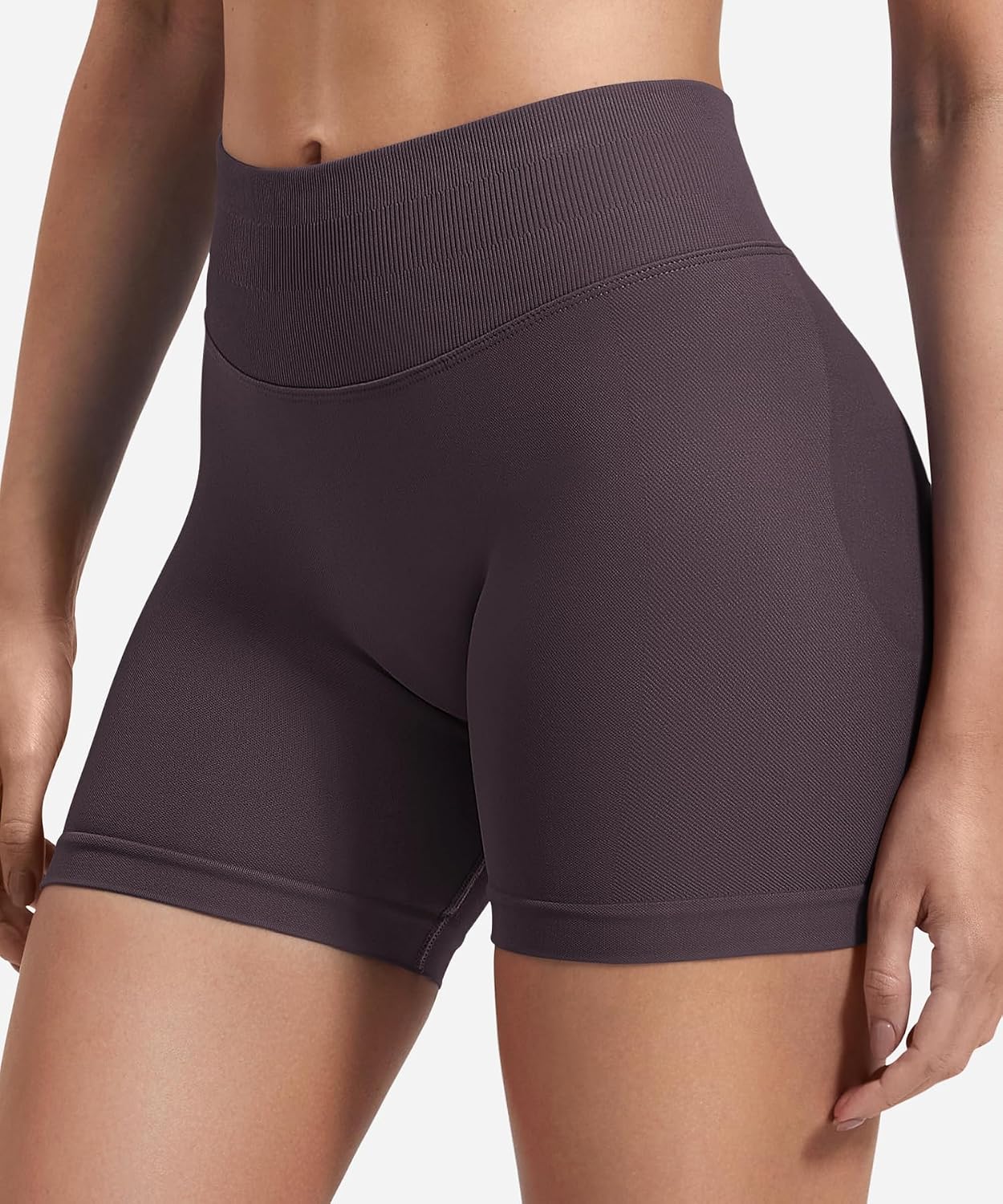 Detalle 2 de ZAAYO Damen Sport Shorts 4,5" Scrunch Booty