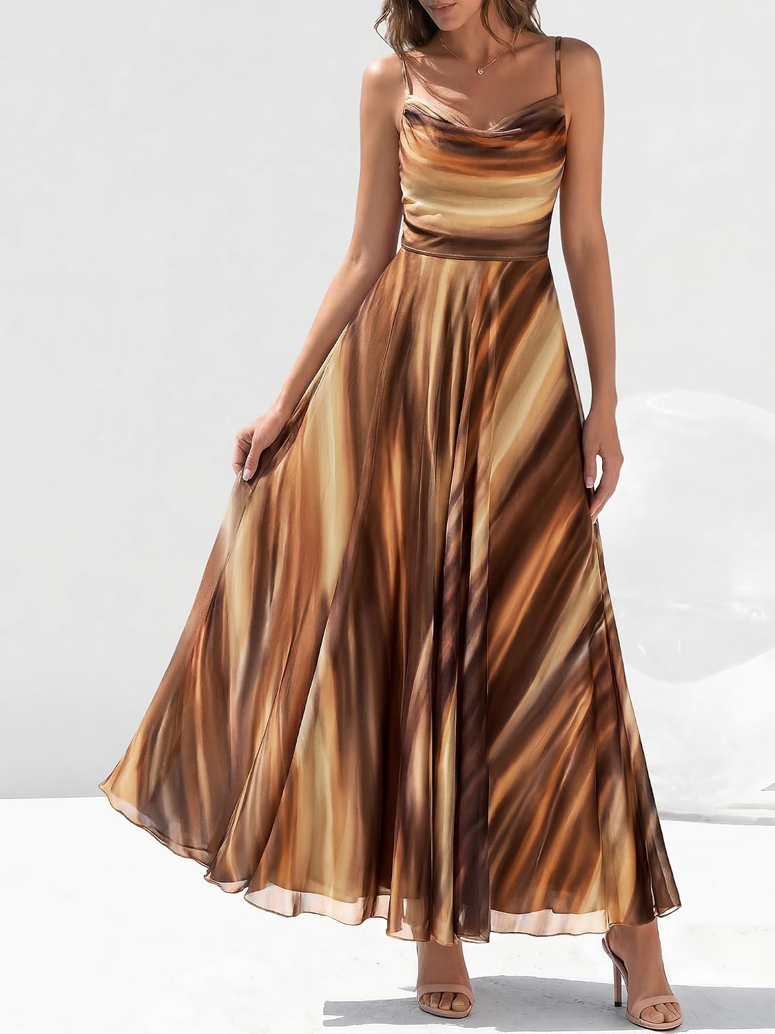Detalle 2 de BTFBM Women’s Summer Floral Maxi Dress with Spaghetti Straps