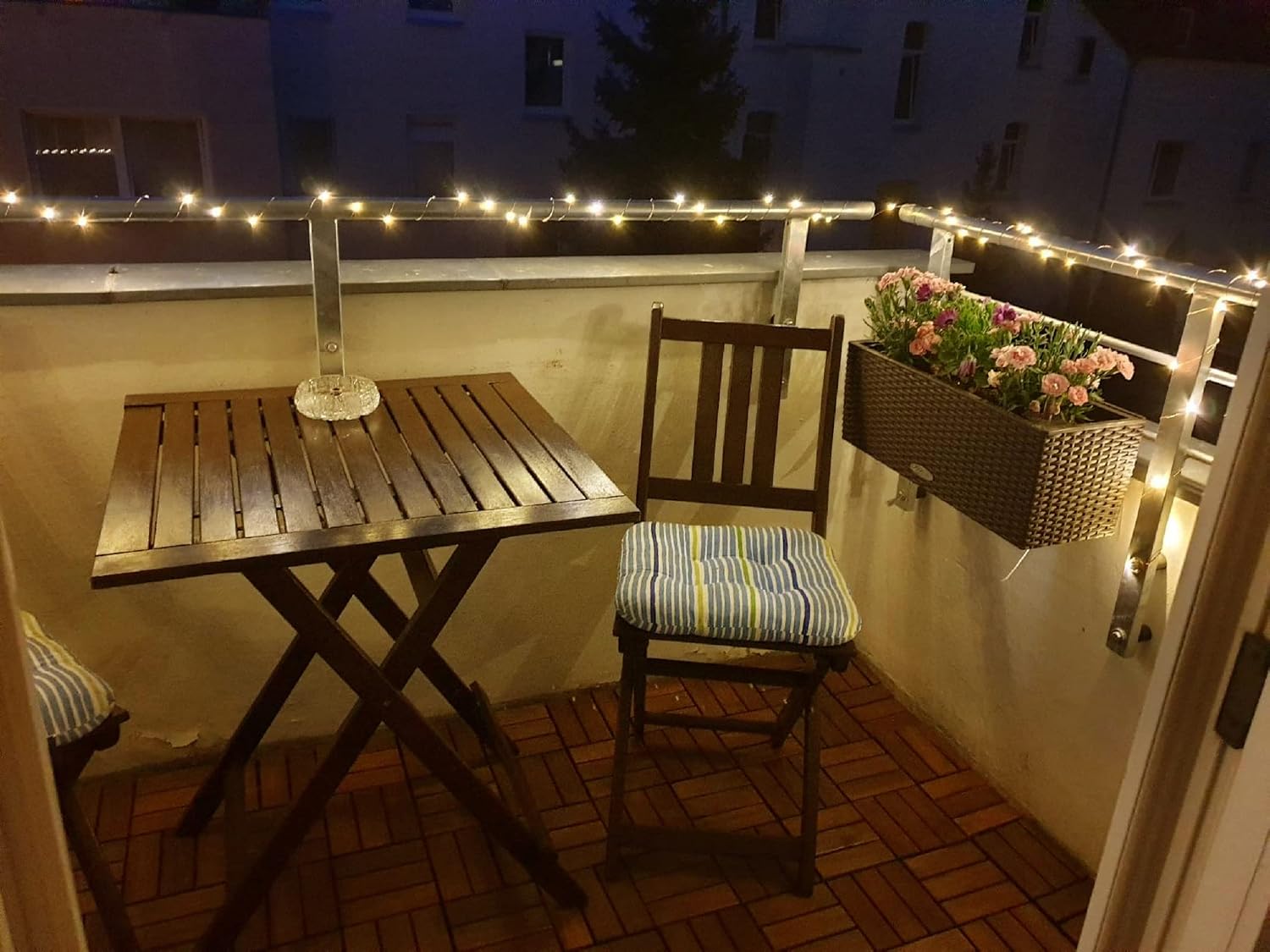 Detalle de Lepro 4300017-WW-US Fairy Lights, 66 ft, 200 Warm White LEDs, IP65