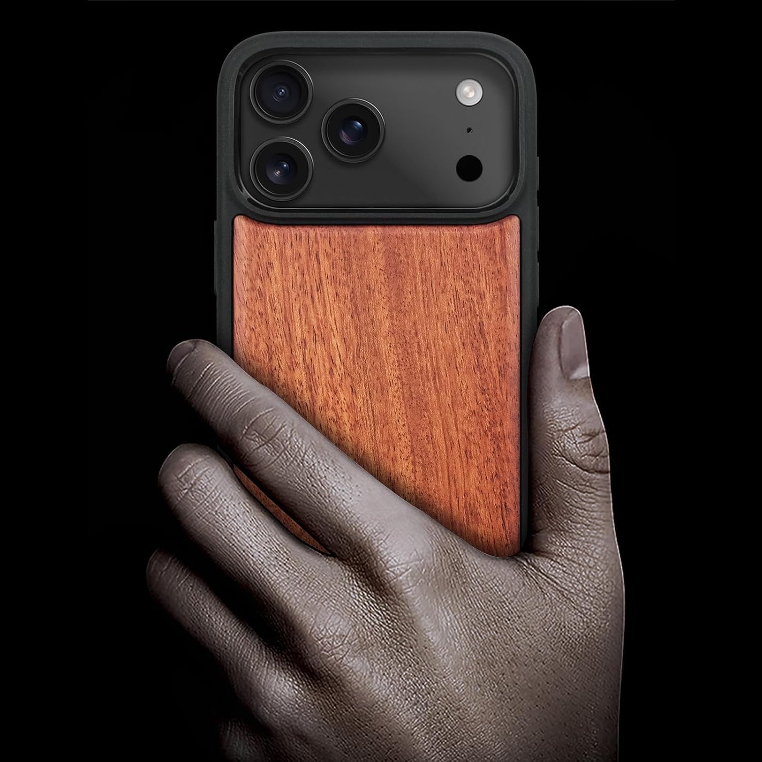 Thumbnail 1 de Carveit Magnetic Wooden Case for iPhone 17 Pro Max (Natural Grain) — Laser-Engraved Wood + Soft TPU Shockproof Cover