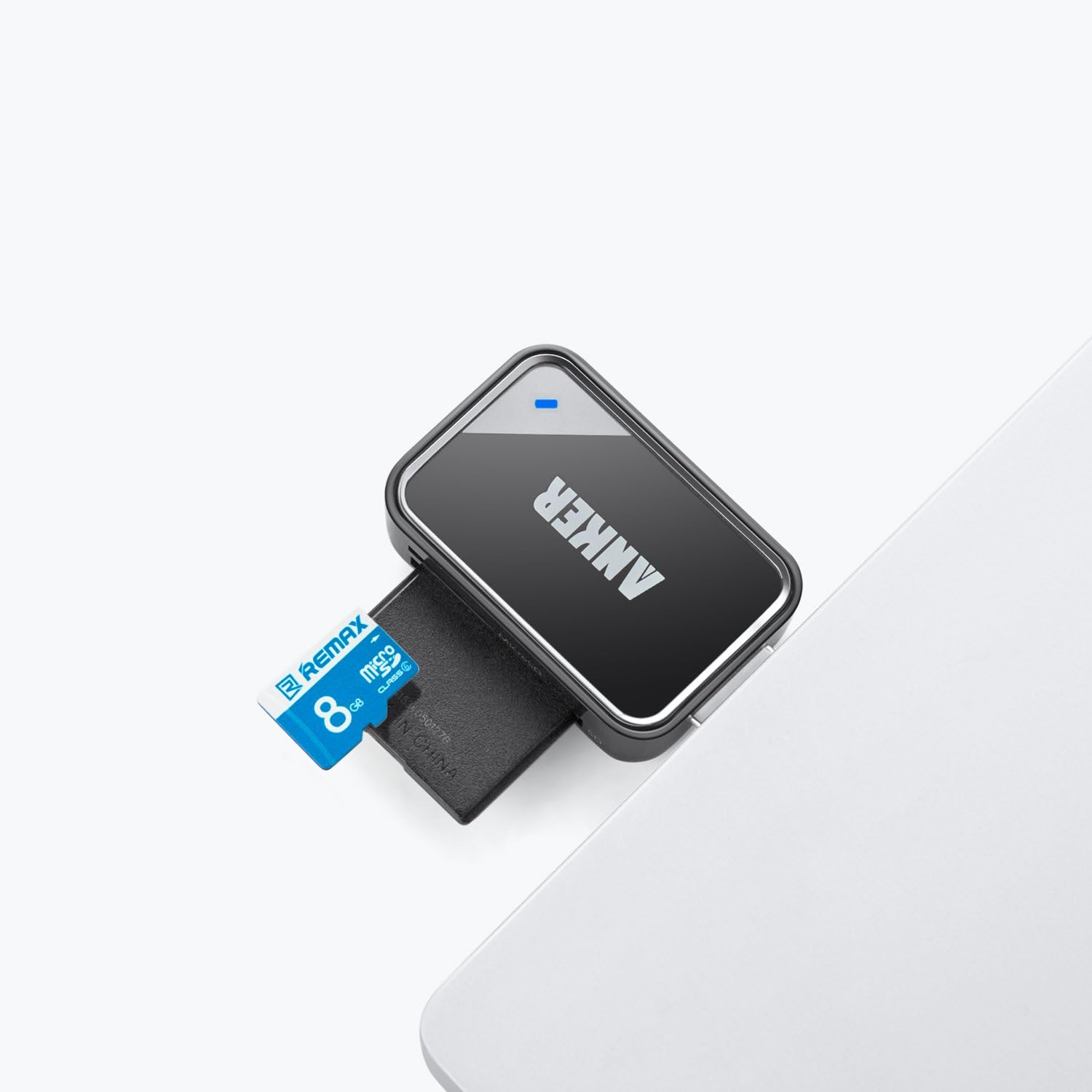 Detalle 1 de Anker AK-68ANREADER-B2A USB 3.0 SD Card Reader with dual-card reading