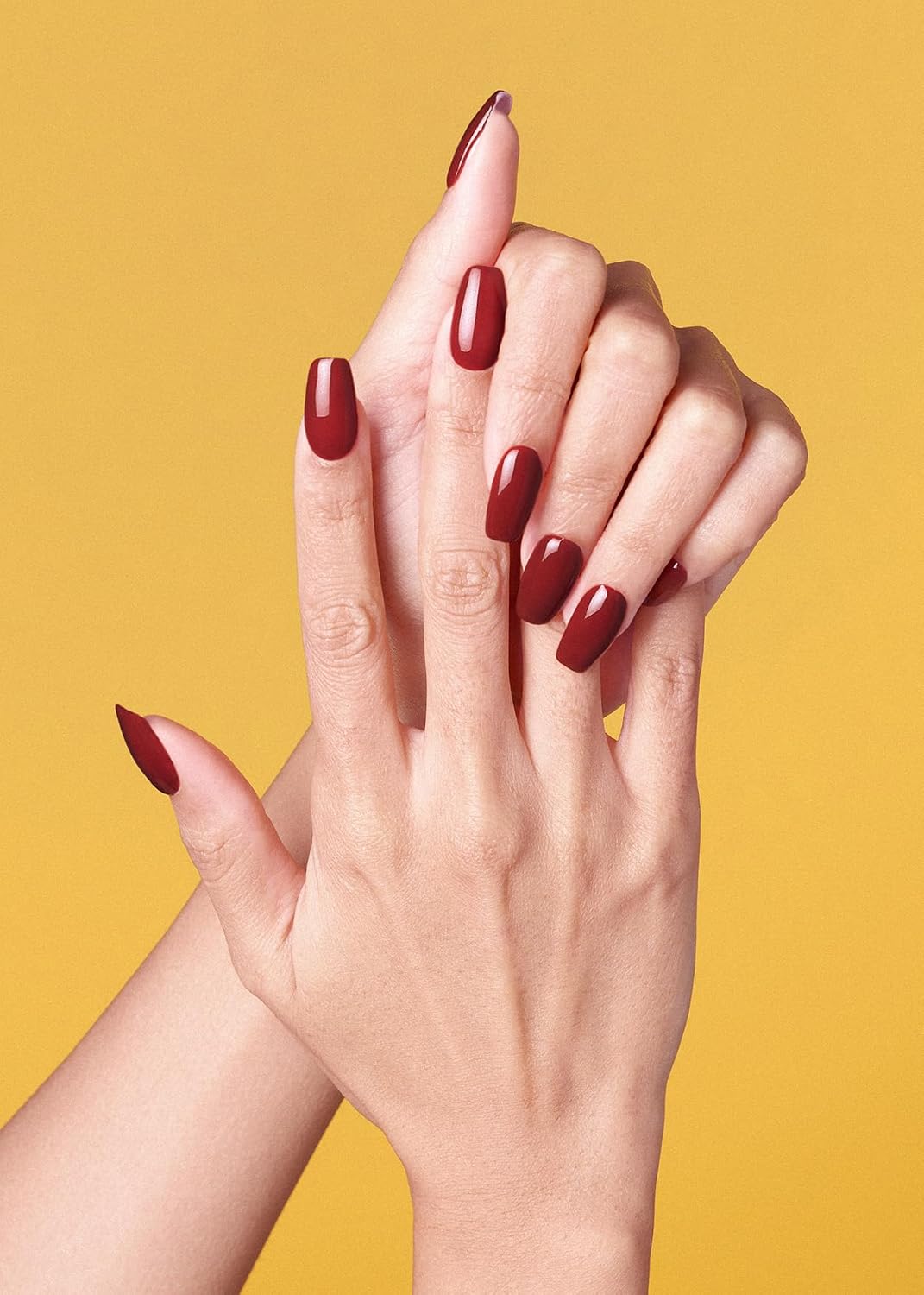 Detalle 2 de ohora Semi-Cured Gel Nail Strips Red
