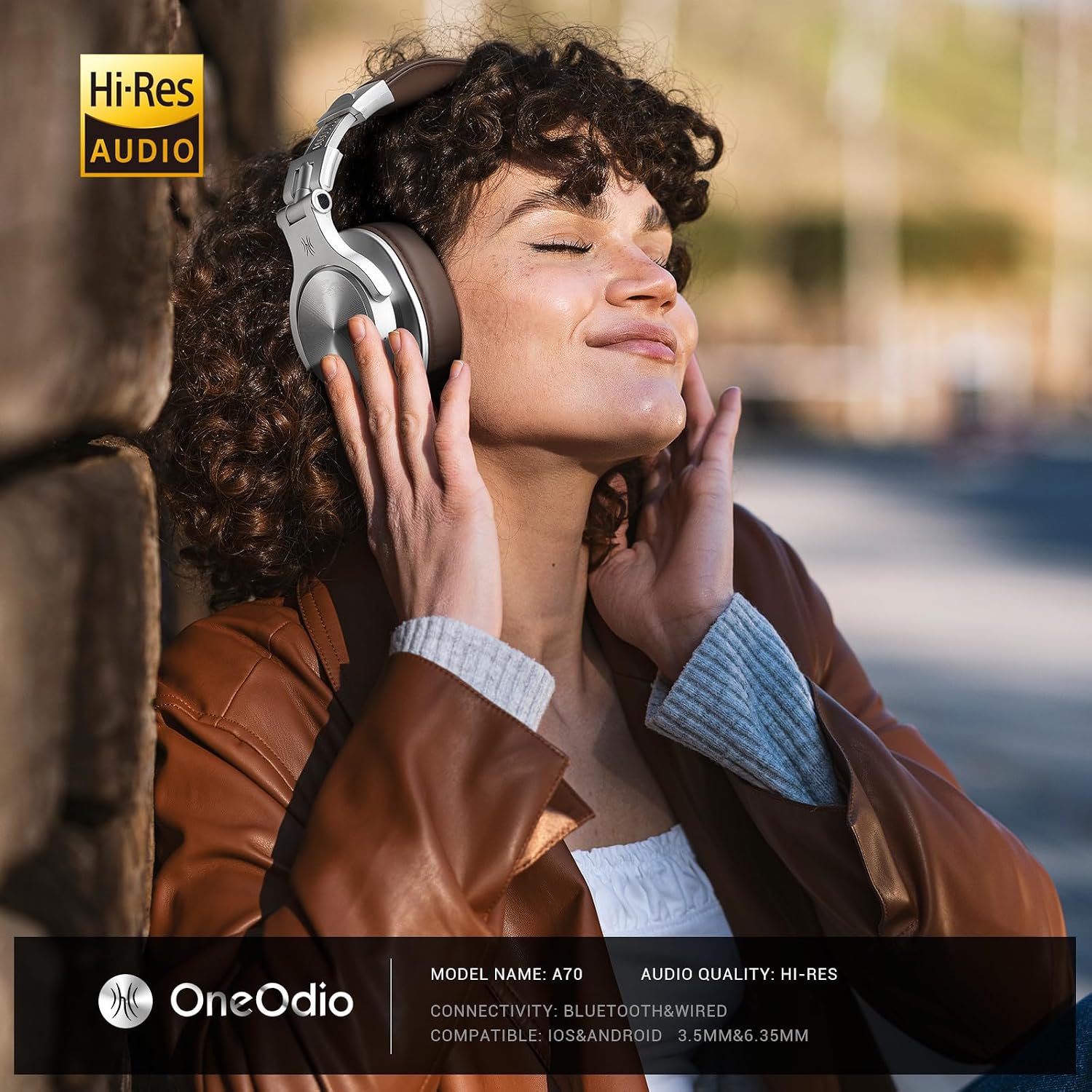 Detalle de OneOdio A70 Bluetooth Over-Ear Headphones, 72-Hour Playtime, 3.5/6.35 mm Jacks