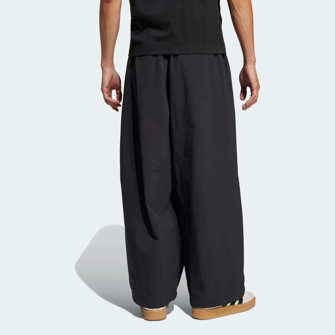 Thumbnail 1 de adidas Pantalón Essentials Utility Parachute