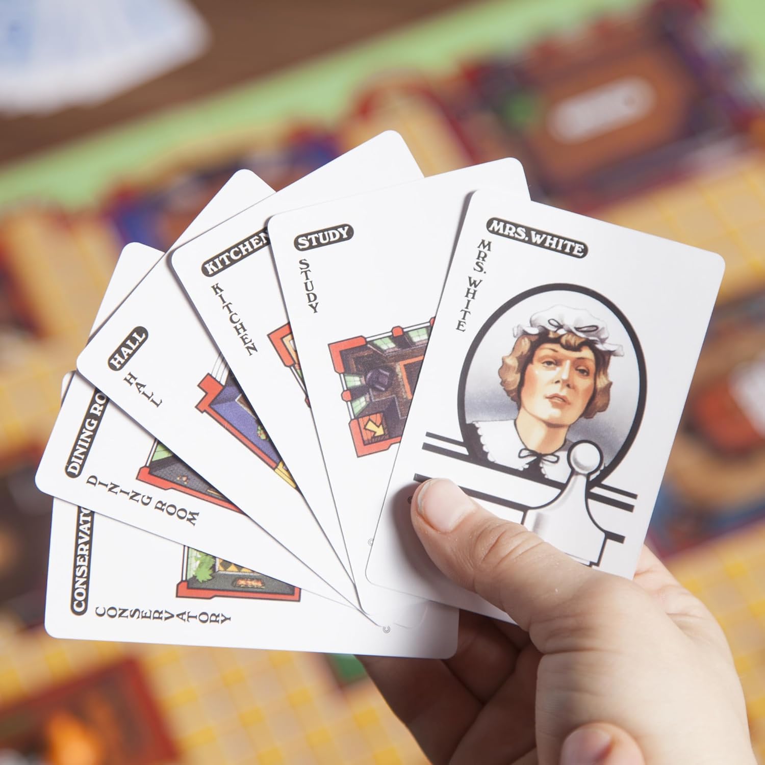 Thumbnail 6 de Hasbro Gaming Retro Series Clue 1986 Edition Board Game (Ages 8+) — Family Mystery Night Game
