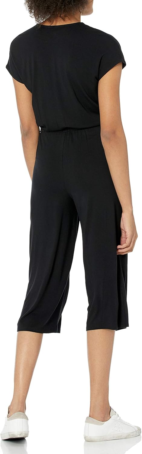 Thumbnail 1 de Amazon Essentials Damen kurzärmeliger Wickel-Overall mit weitem Crop-Bein (Beininnenlänge 52,7 cm)